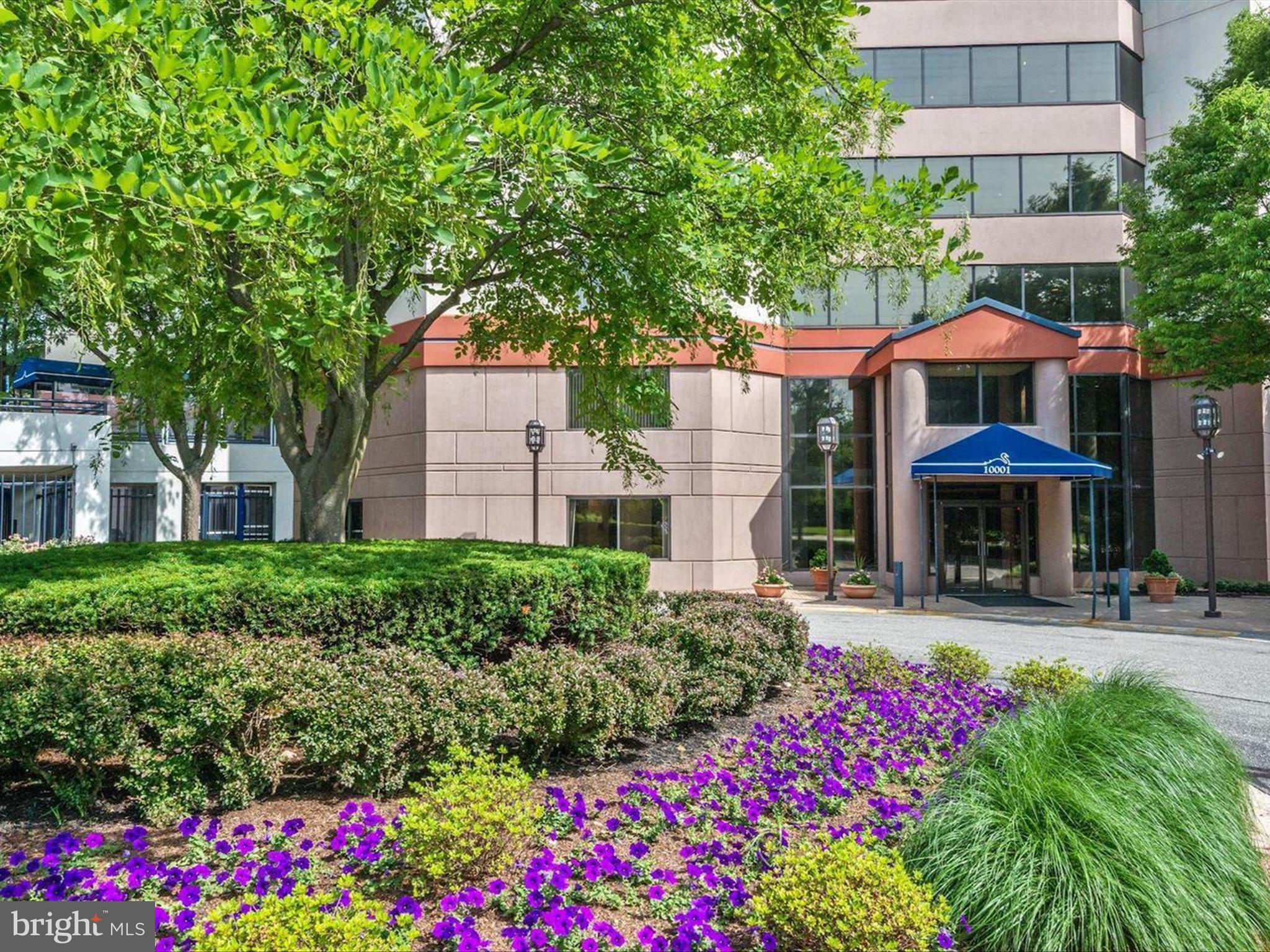 VILLAGE OF WILDE LAKE - Residential