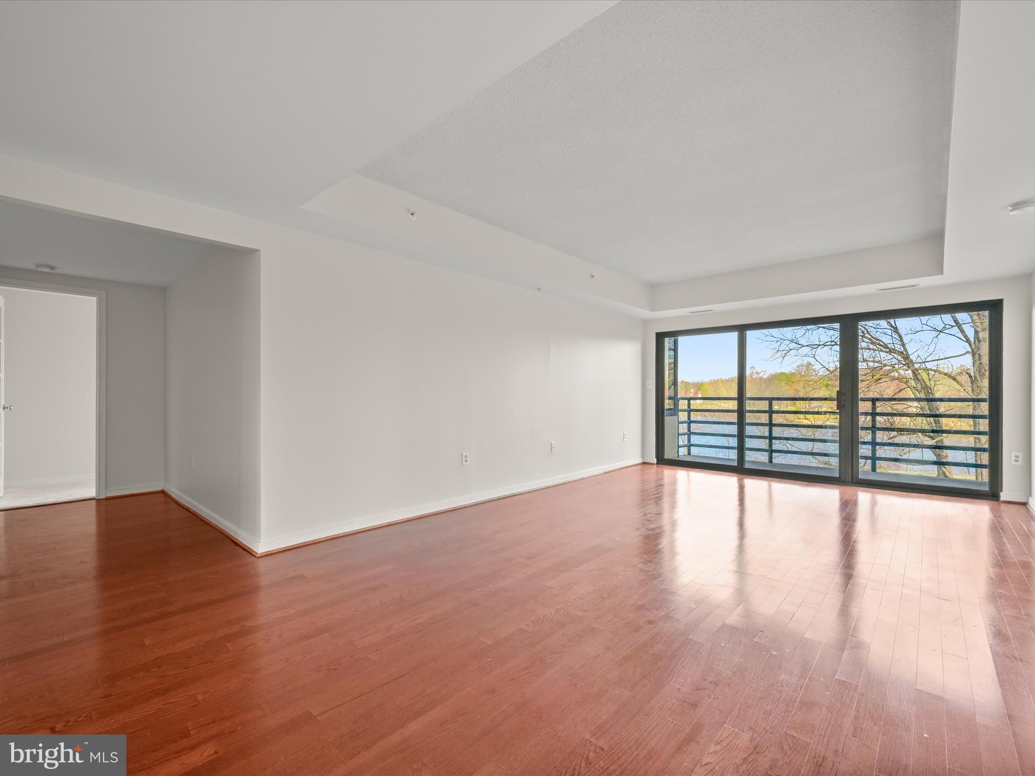 VILLAGE OF WILDE LAKE - Residential