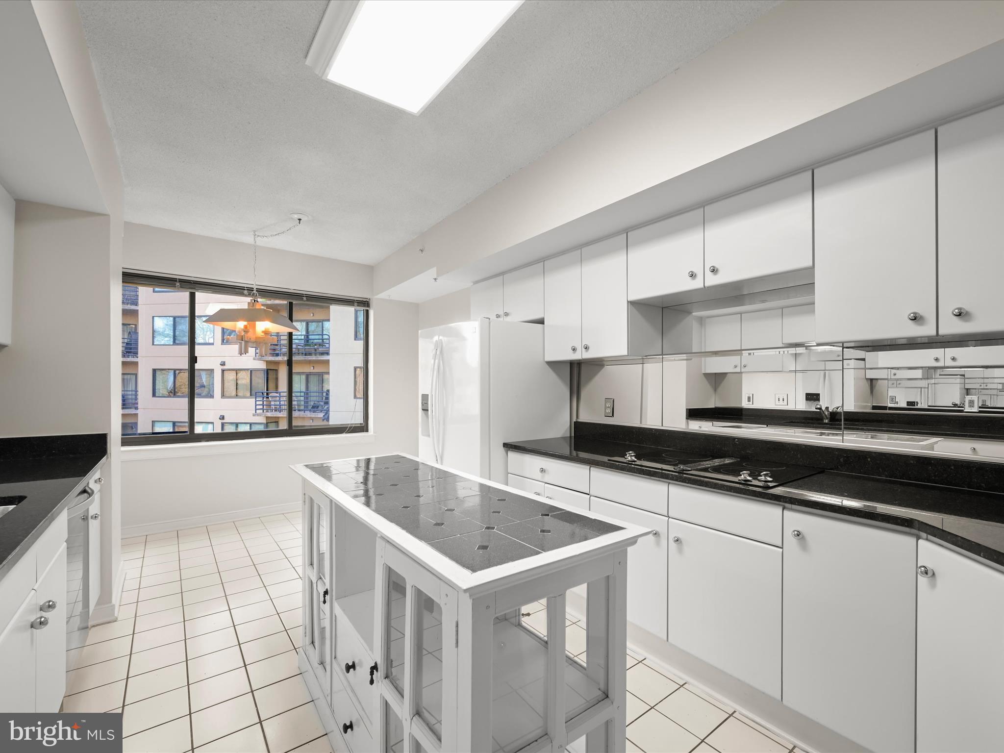 VILLAGE OF WILDE LAKE - Residential