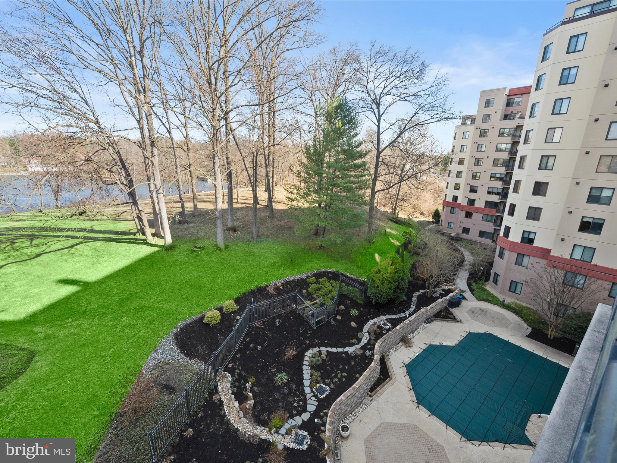 VILLAGE OF WILDE LAKE - Residential