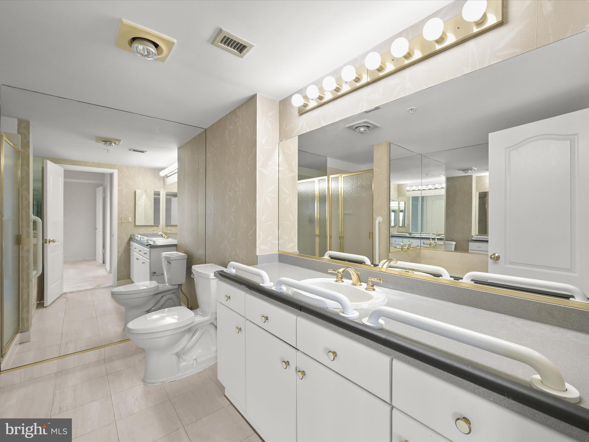 VILLAGE OF WILDE LAKE - Residential