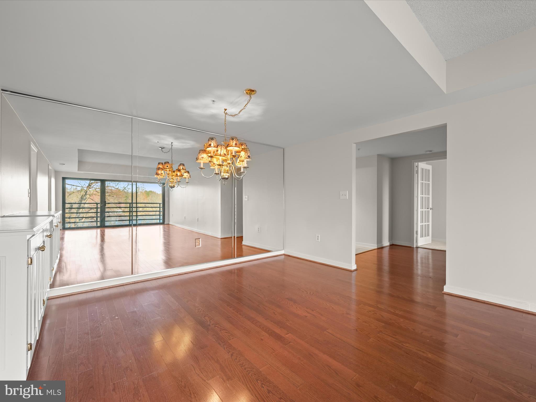 VILLAGE OF WILDE LAKE - Residential