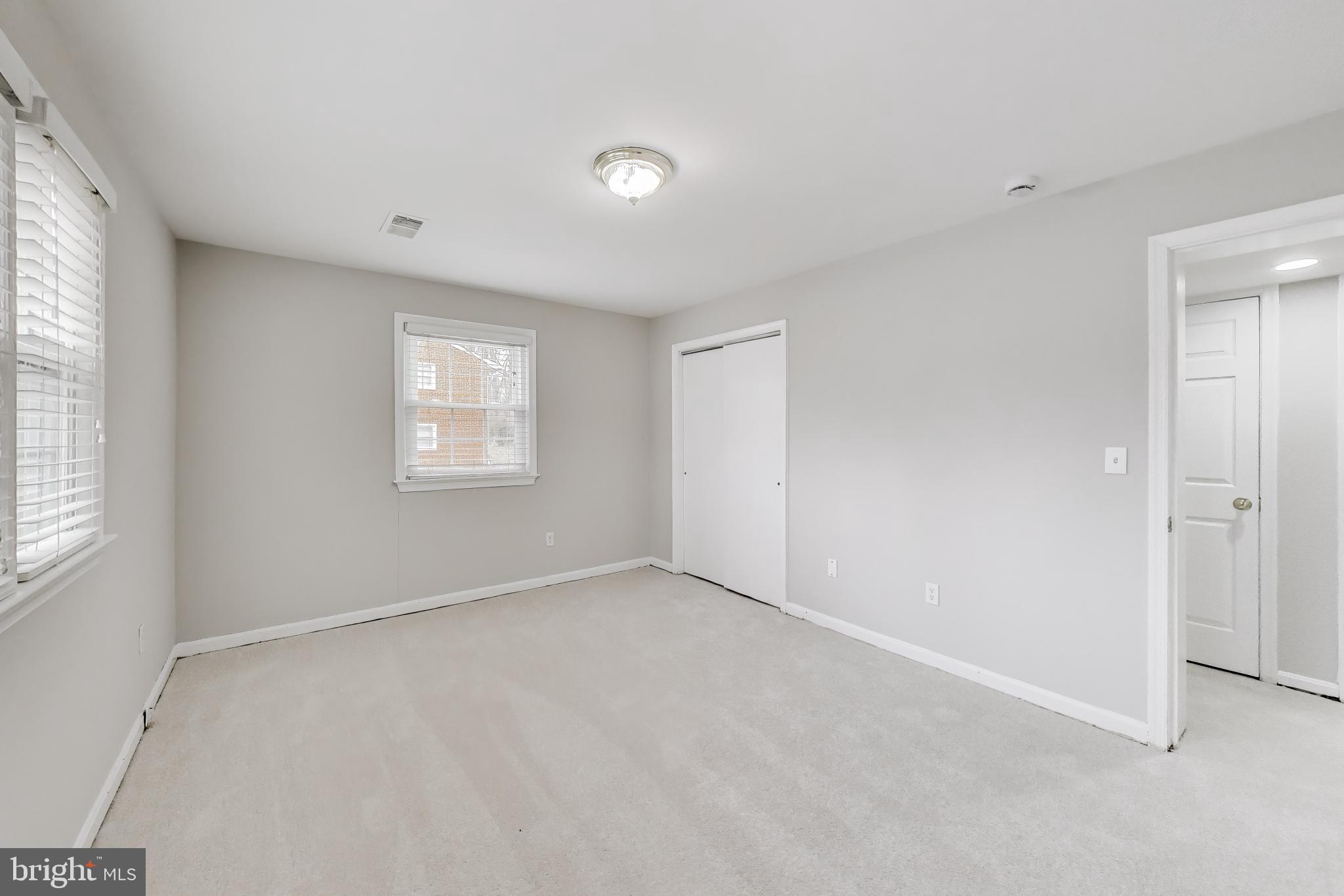 NORTH SPRINGFIELD - Residential