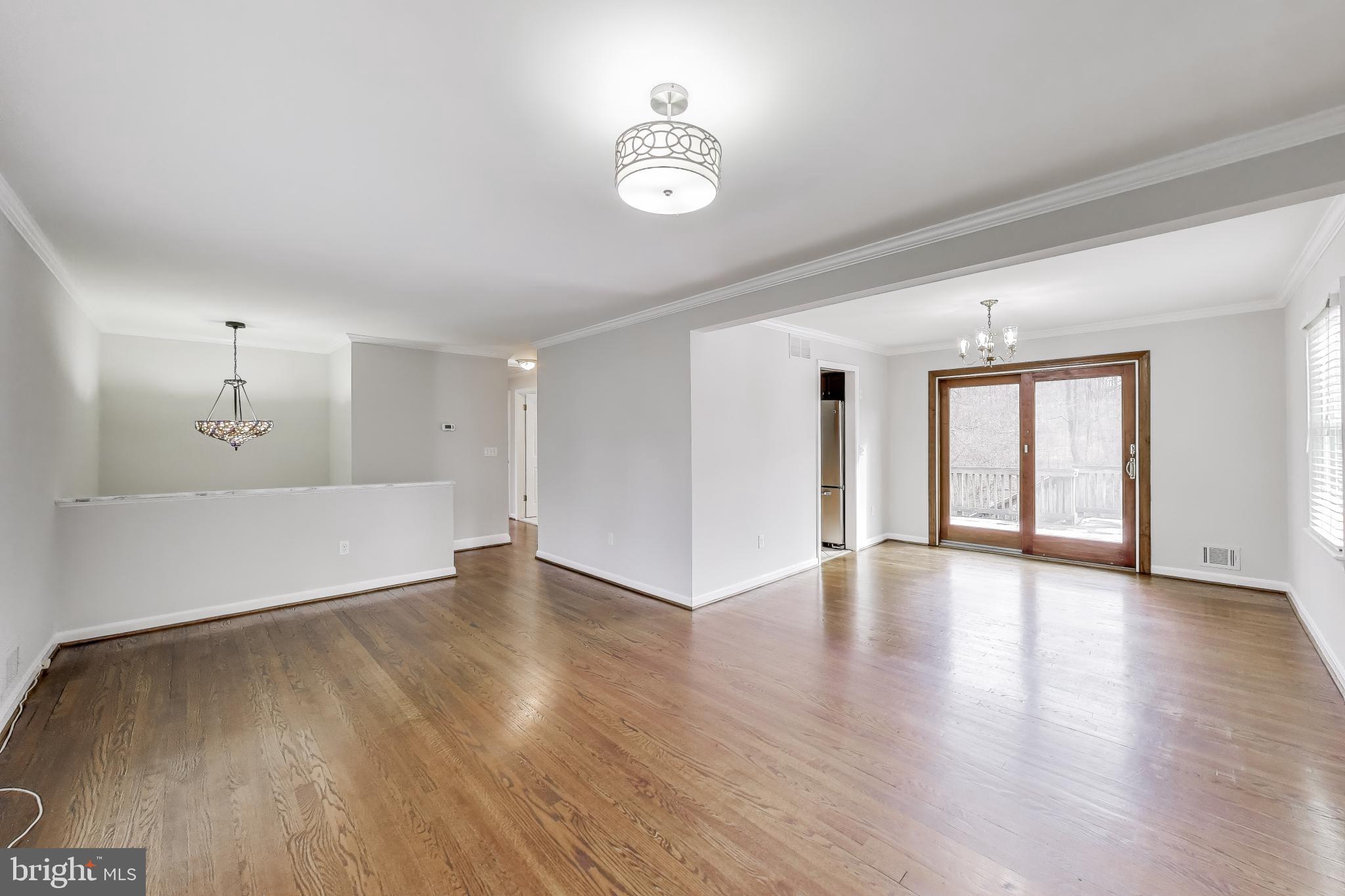 NORTH SPRINGFIELD - Residential