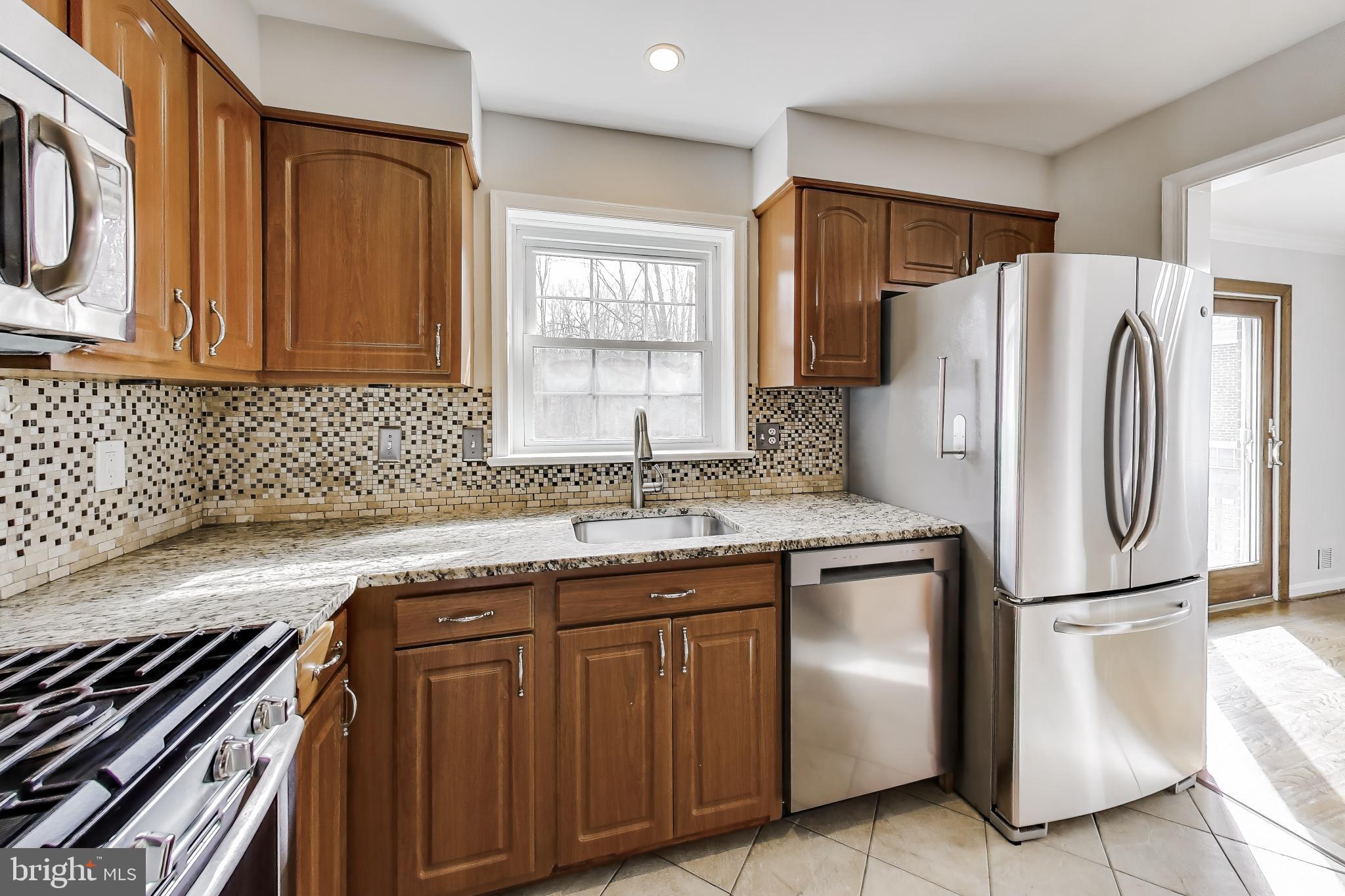 NORTH SPRINGFIELD - Residential