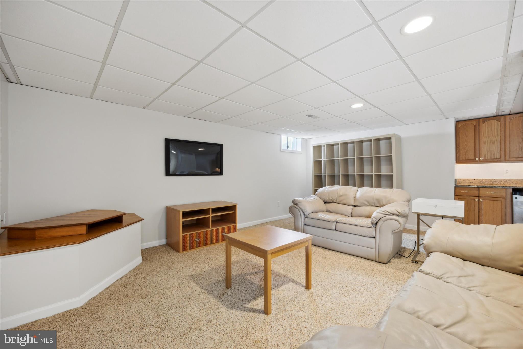 DEER RUN ESTATES - Residential