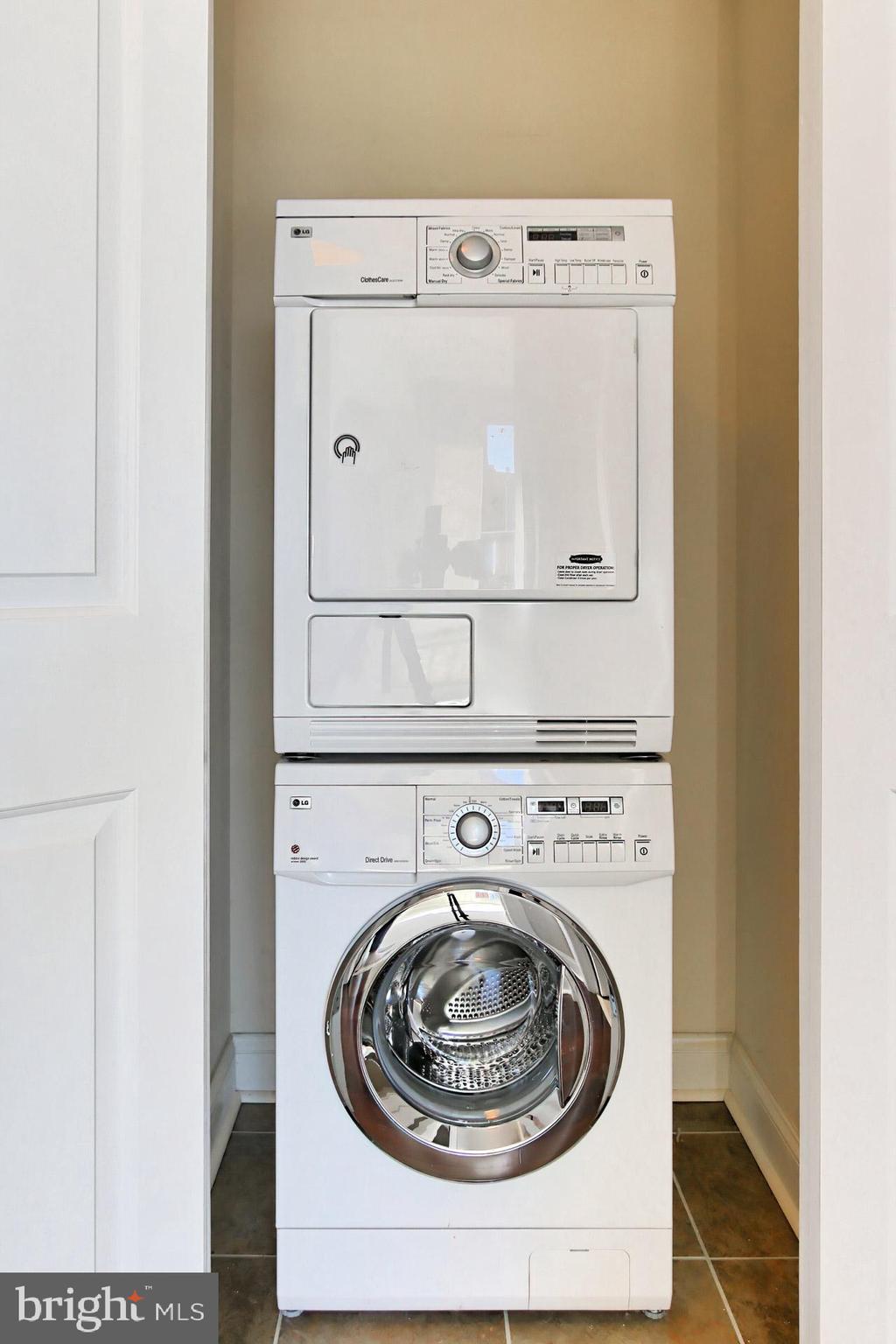 THE JAMIESON - Residential