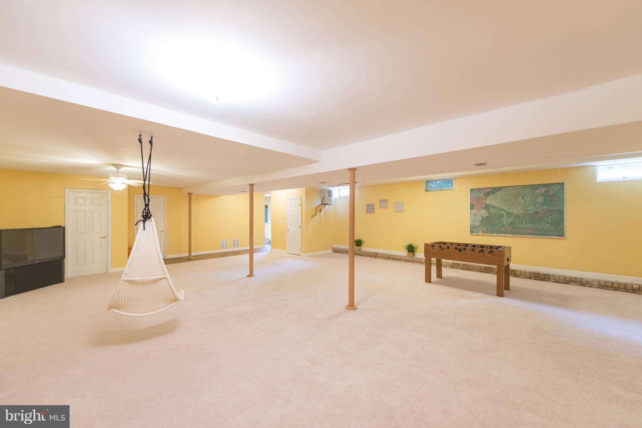 HILLSMERE SHORES - Residential