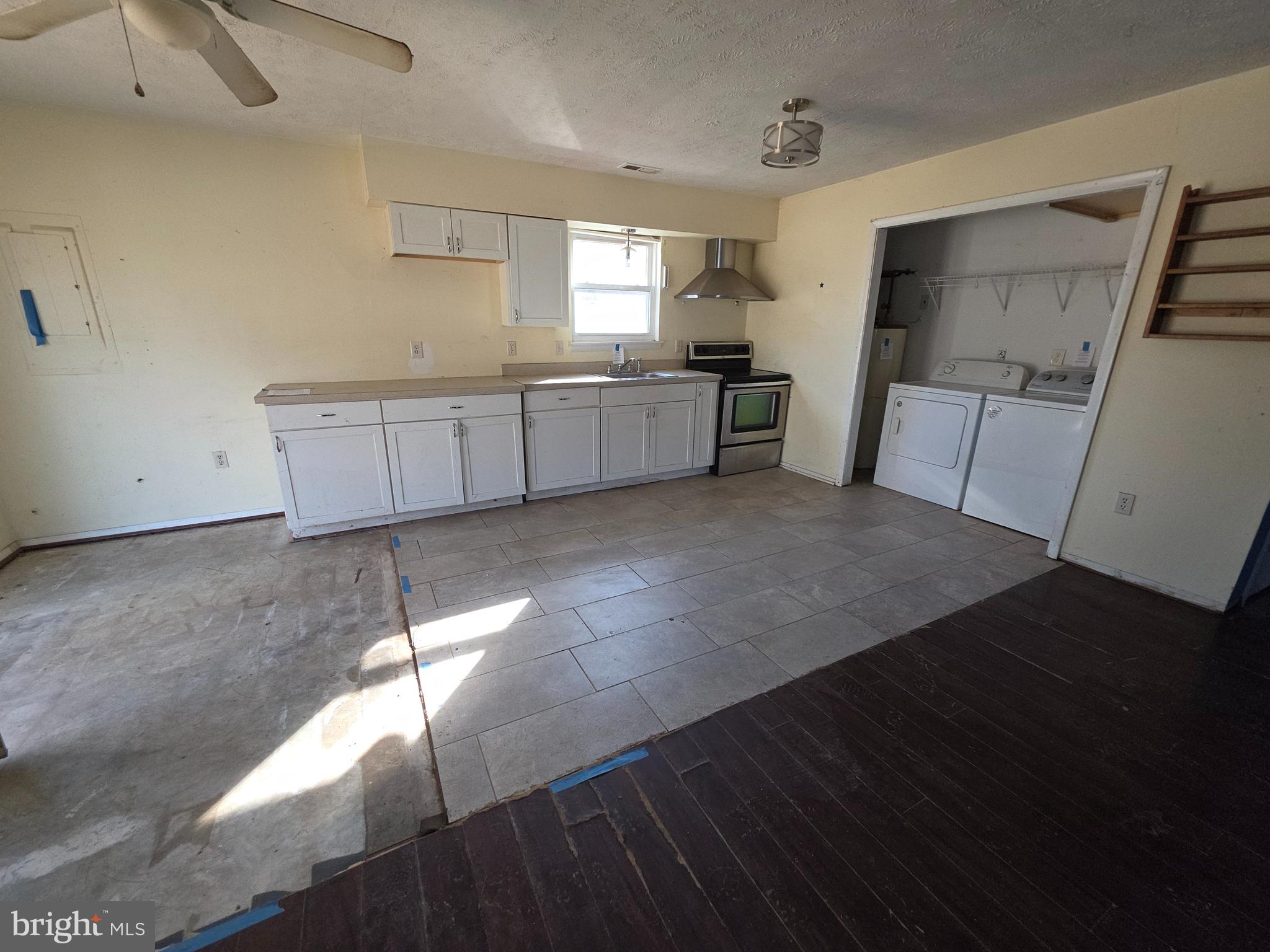 WHITE SANDS - Residential