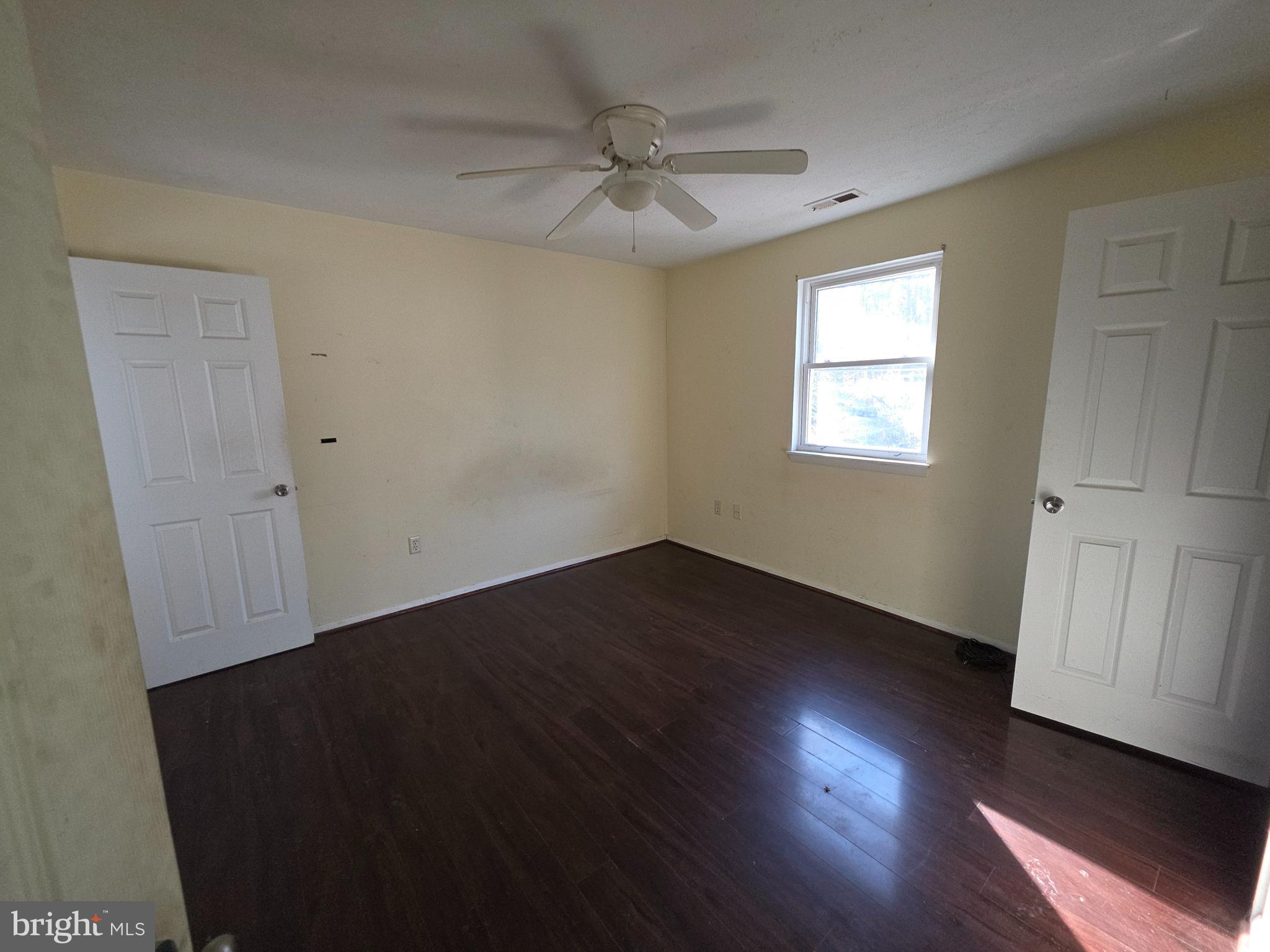 WHITE SANDS - Residential