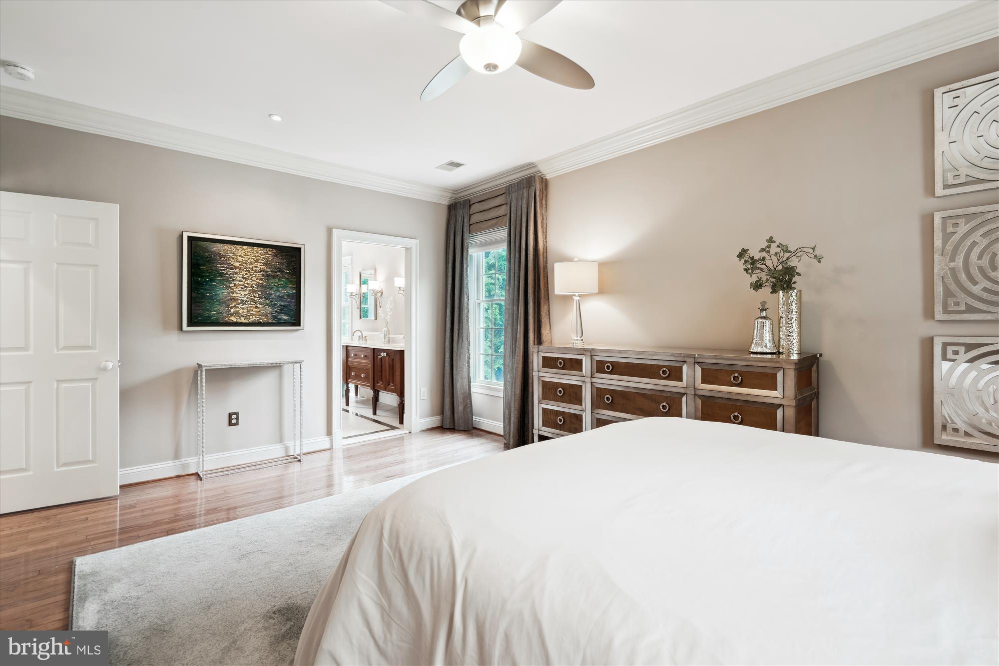 VILLAGE OF RIVER HILL - Residential