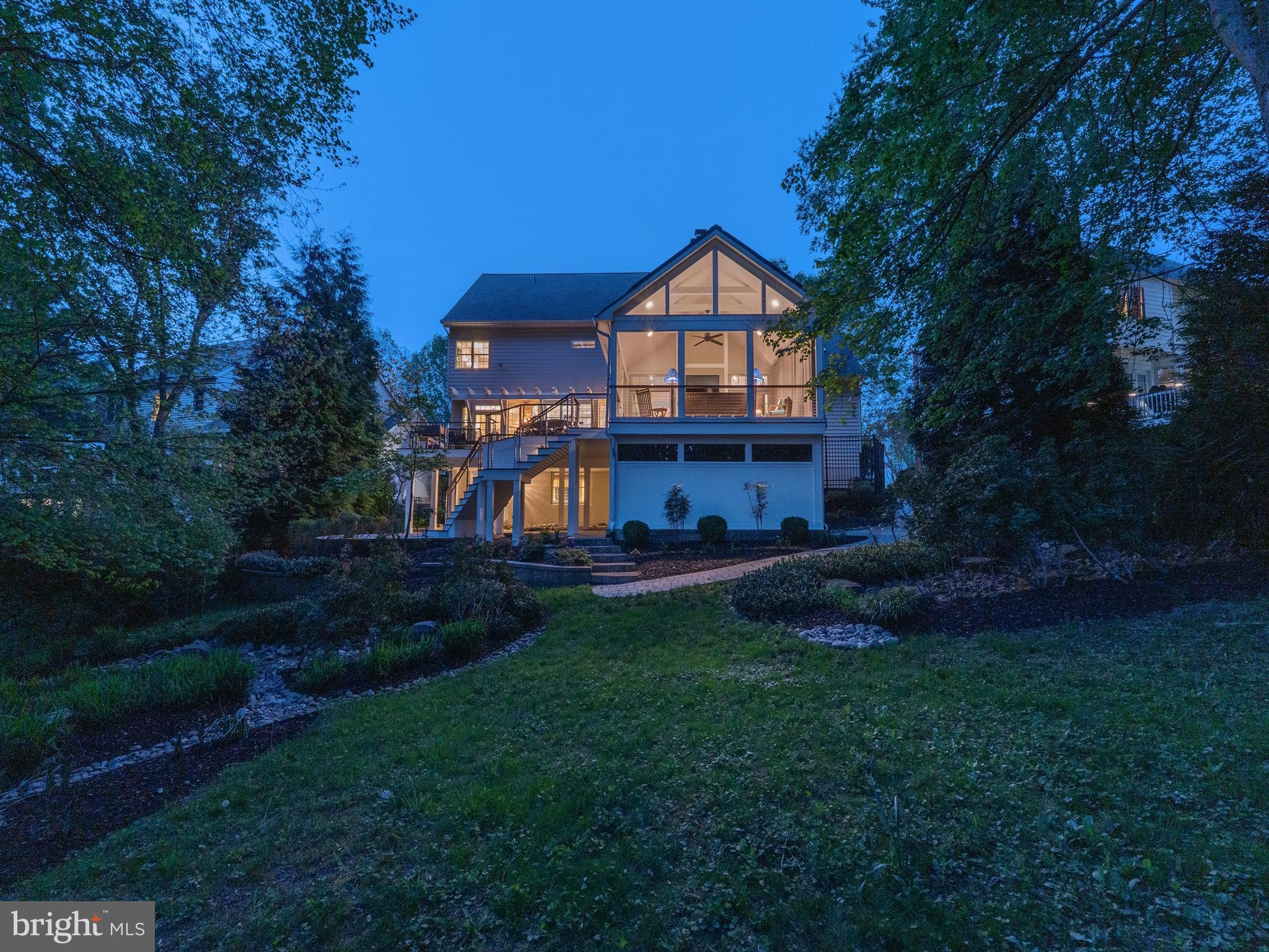 VILLAGE OF RIVER HILL - Residential