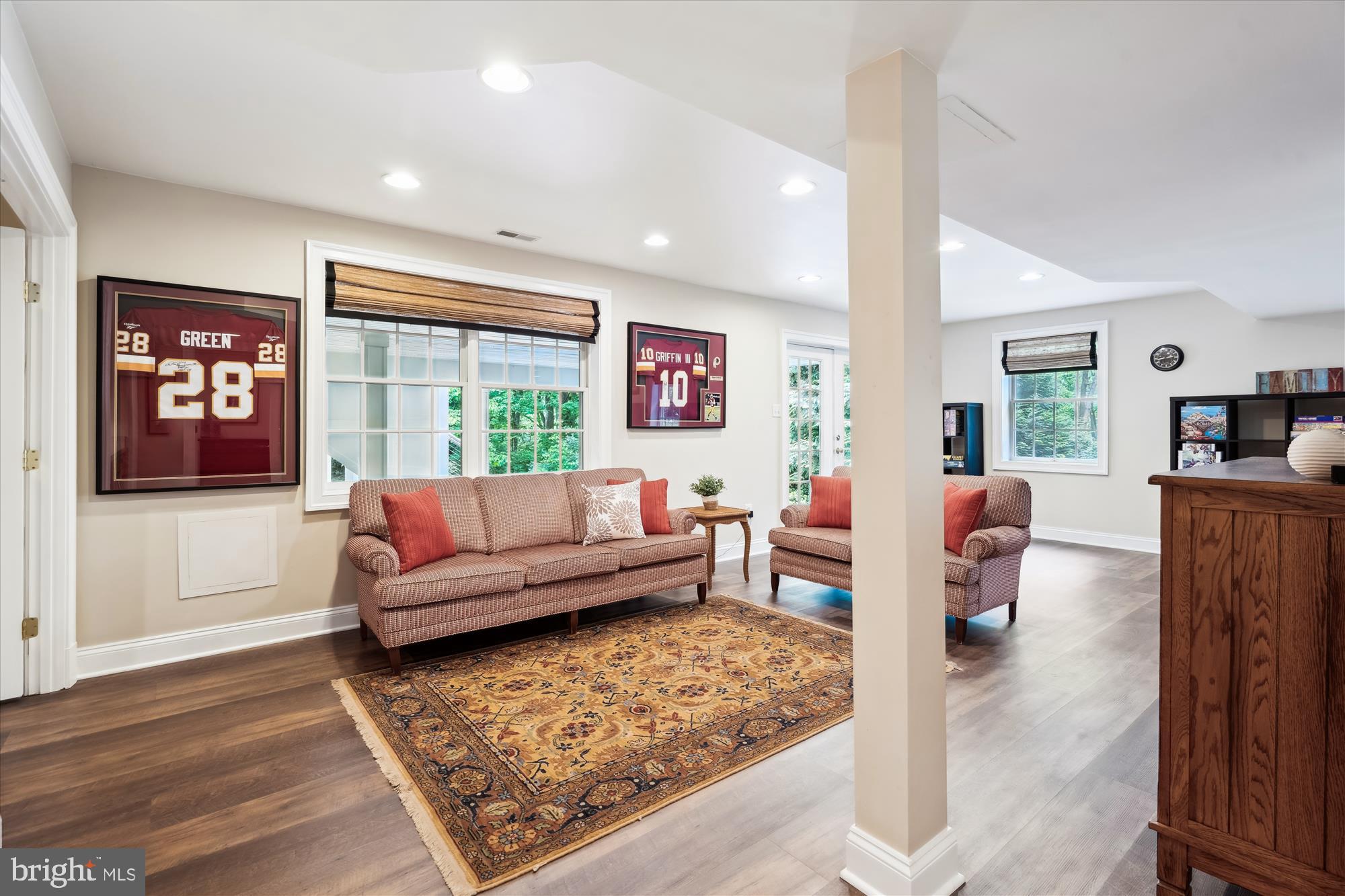 VILLAGE OF RIVER HILL - Residential