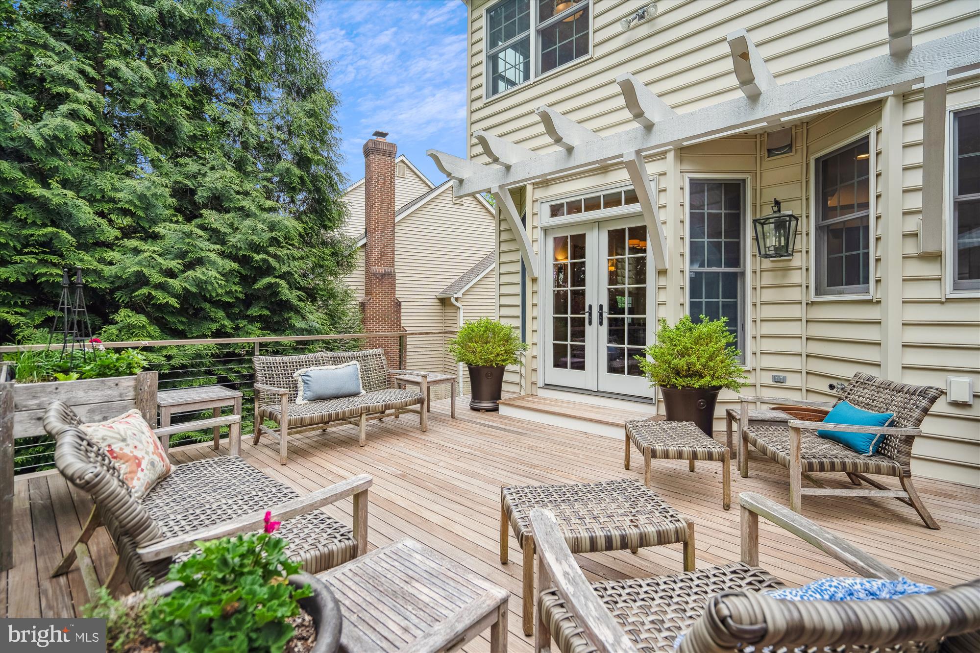 VILLAGE OF RIVER HILL - Residential