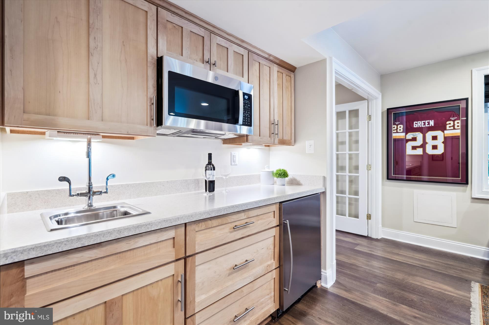 VILLAGE OF RIVER HILL - Residential