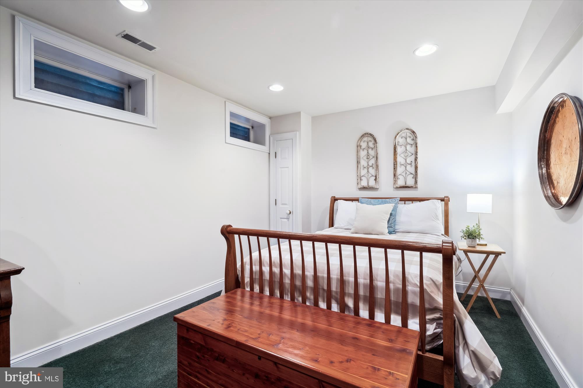 VILLAGE OF RIVER HILL - Residential