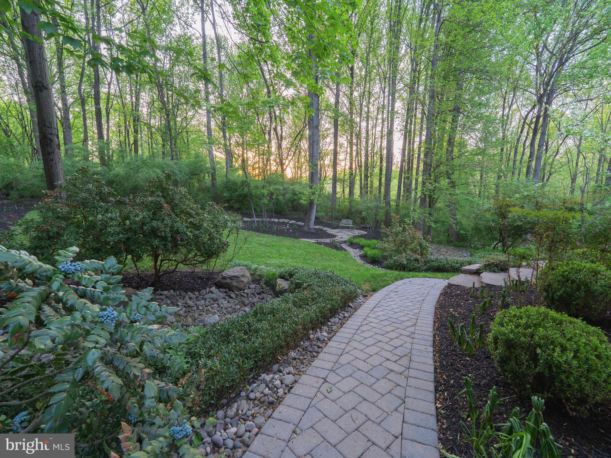 VILLAGE OF RIVER HILL - Residential