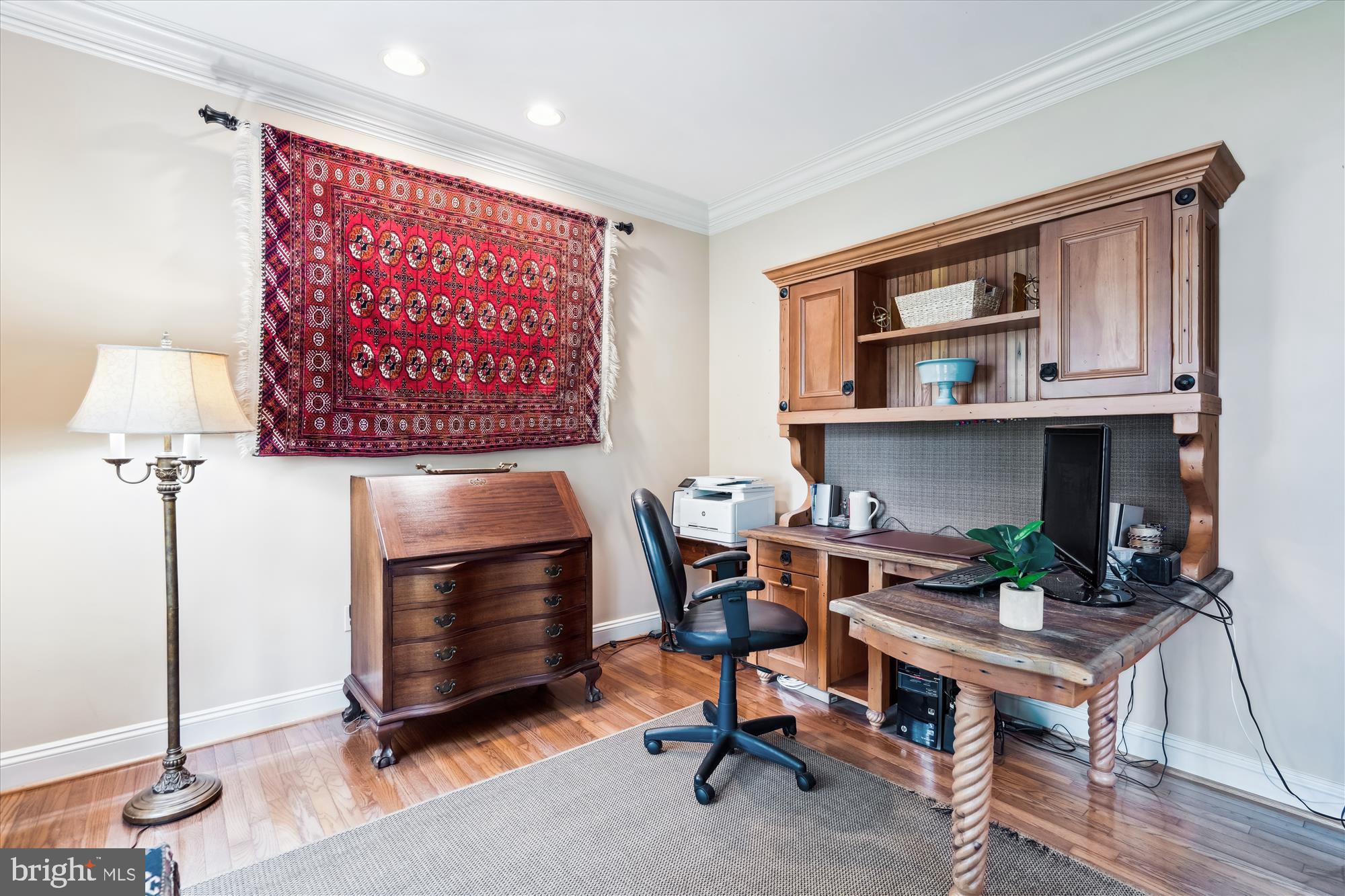 VILLAGE OF RIVER HILL - Residential