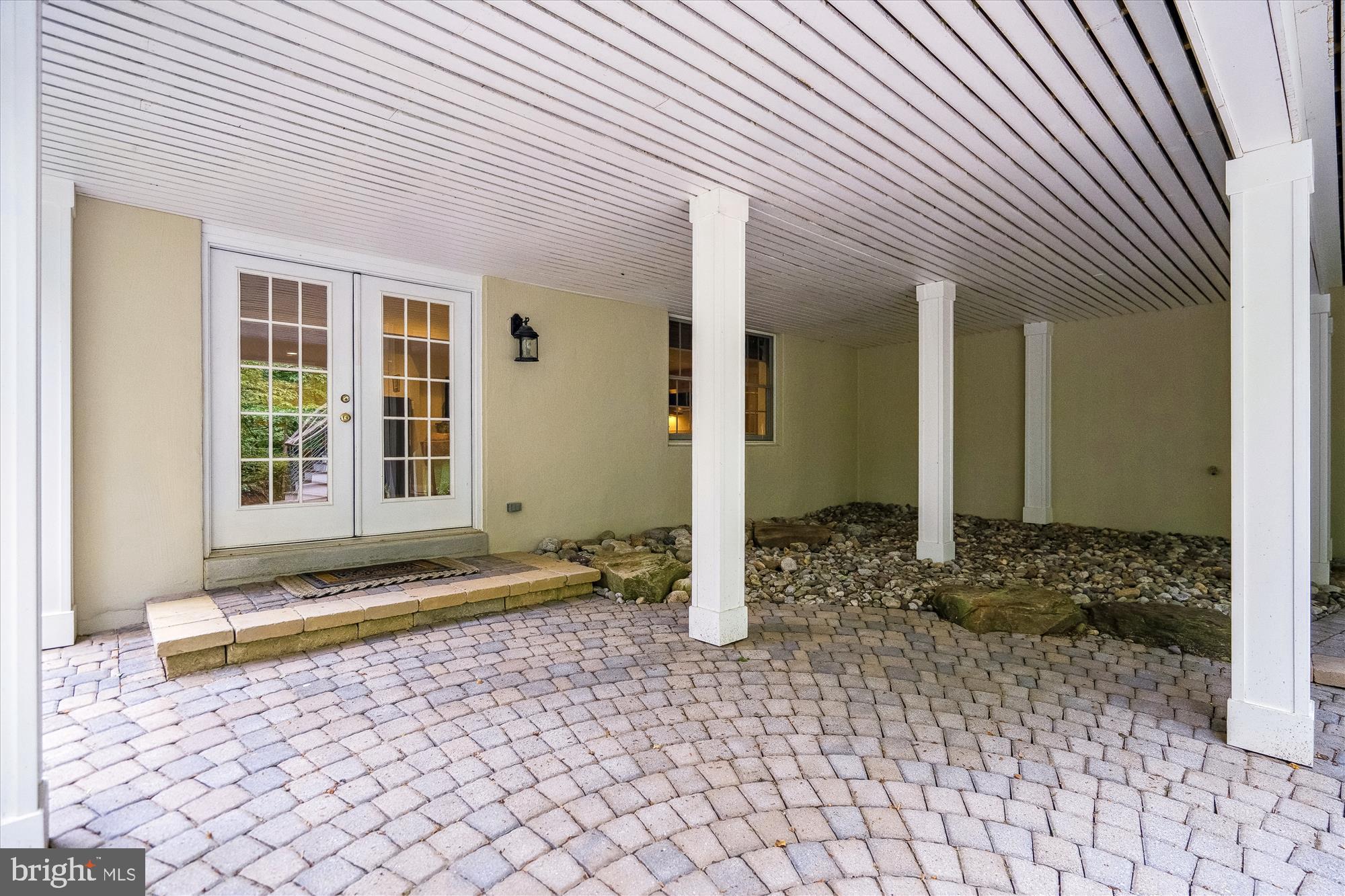 VILLAGE OF RIVER HILL - Residential