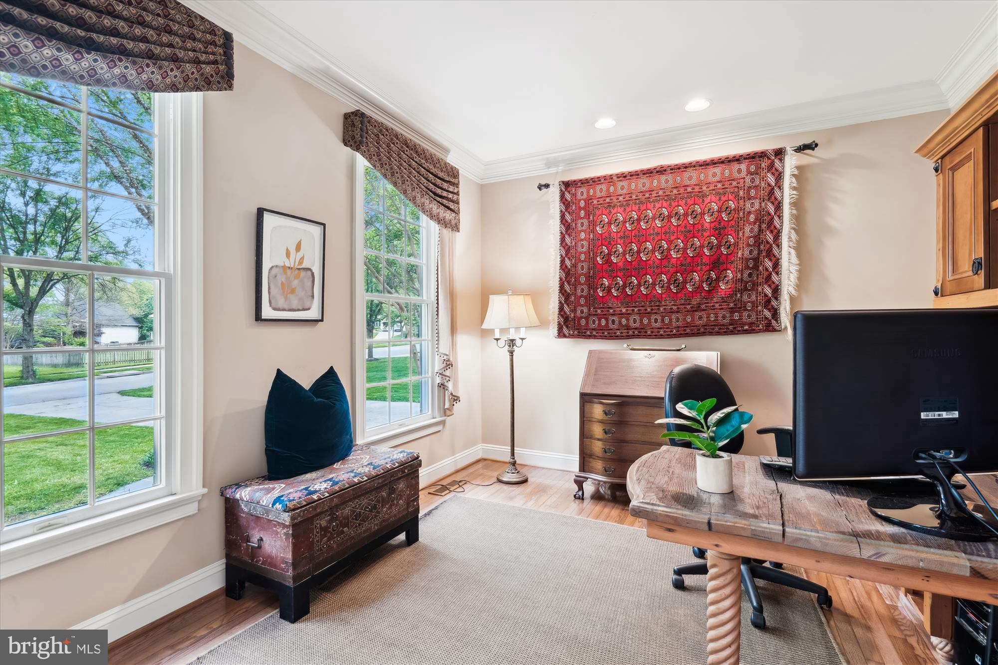 VILLAGE OF RIVER HILL - Residential