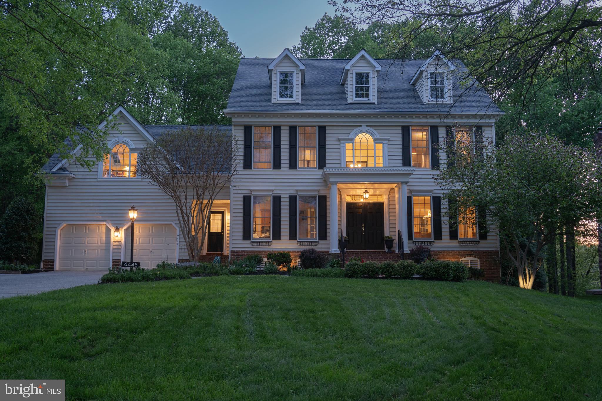 VILLAGE OF RIVER HILL - Residential