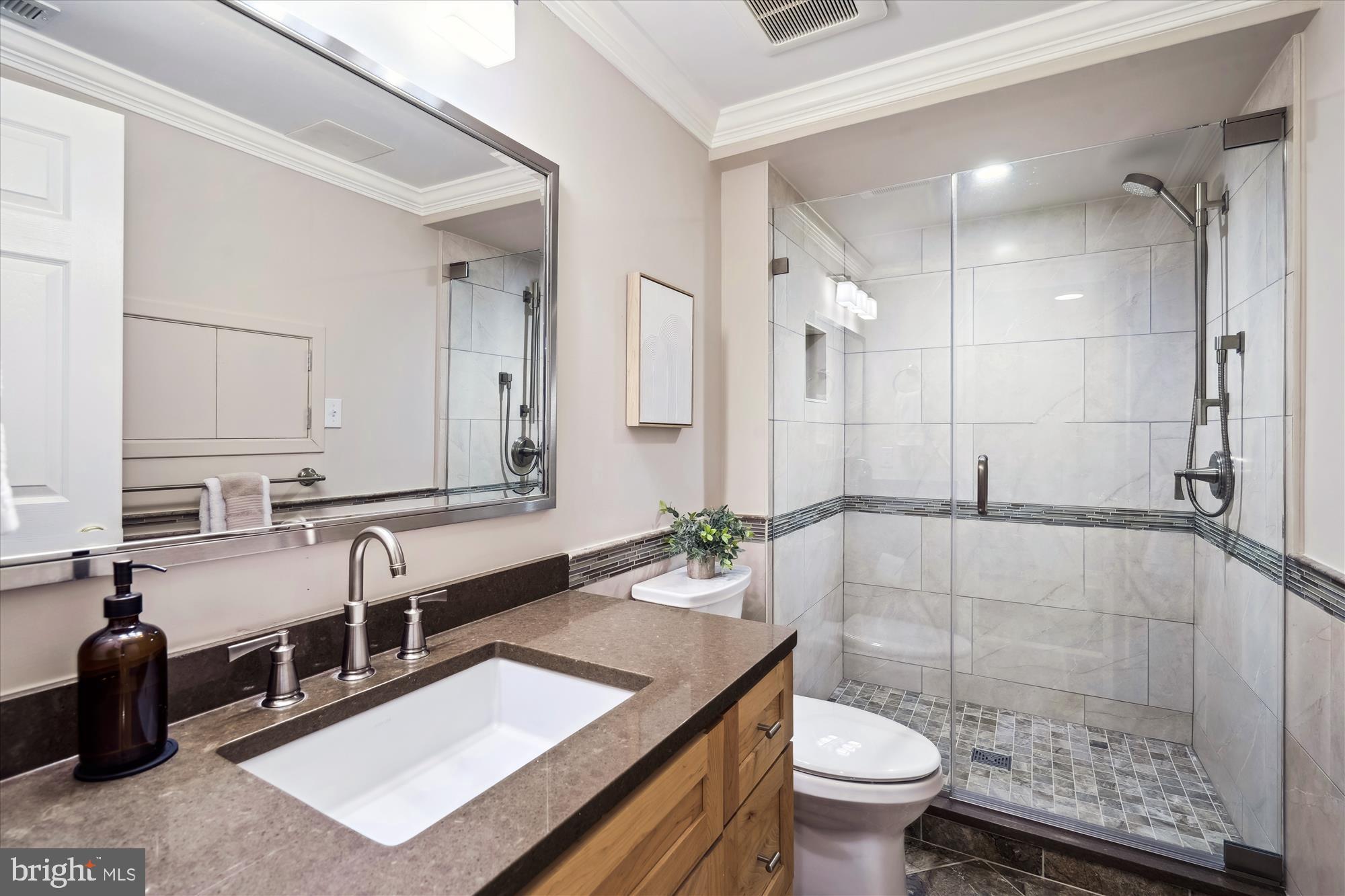 VILLAGE OF RIVER HILL - Residential