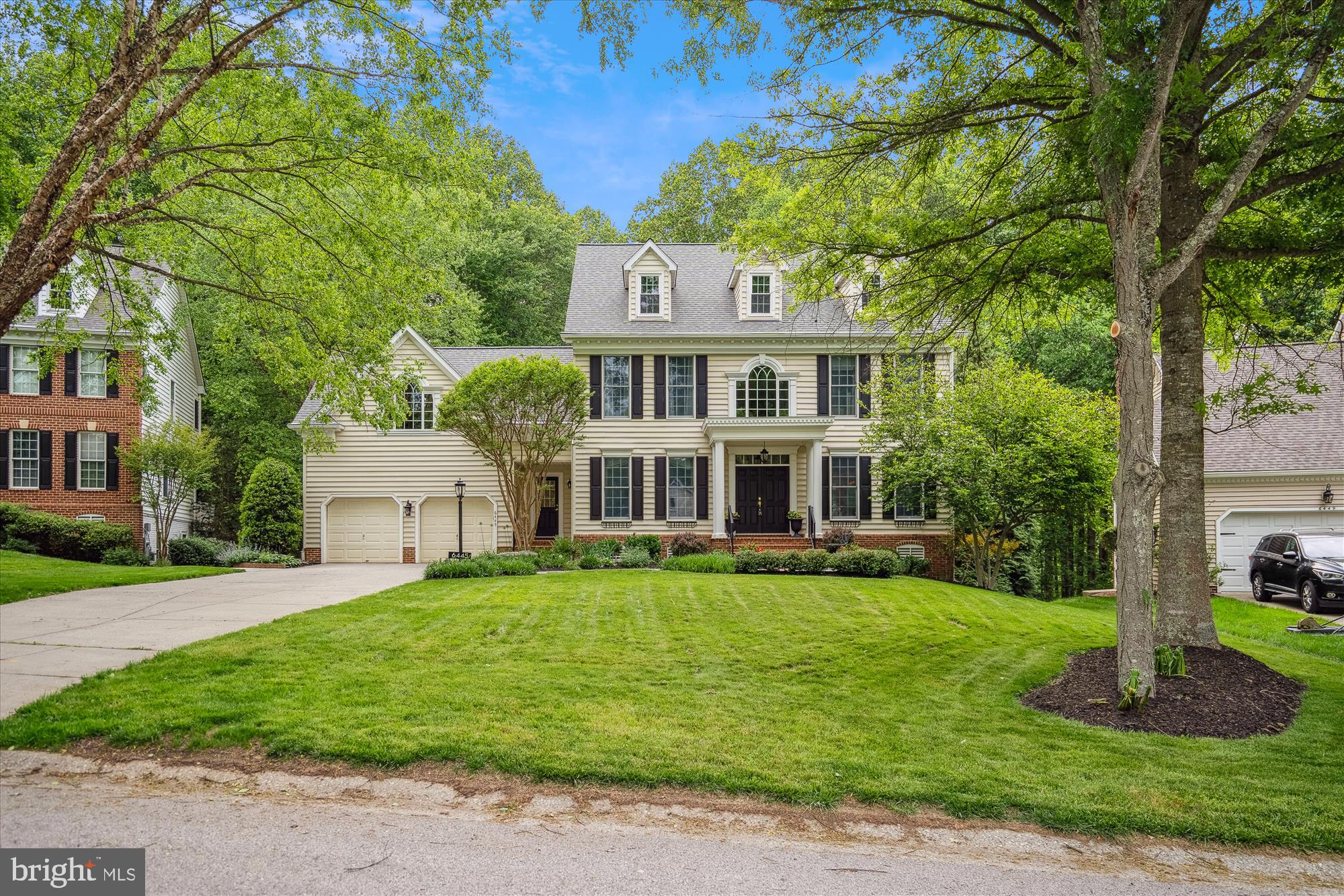 VILLAGE OF RIVER HILL - Residential