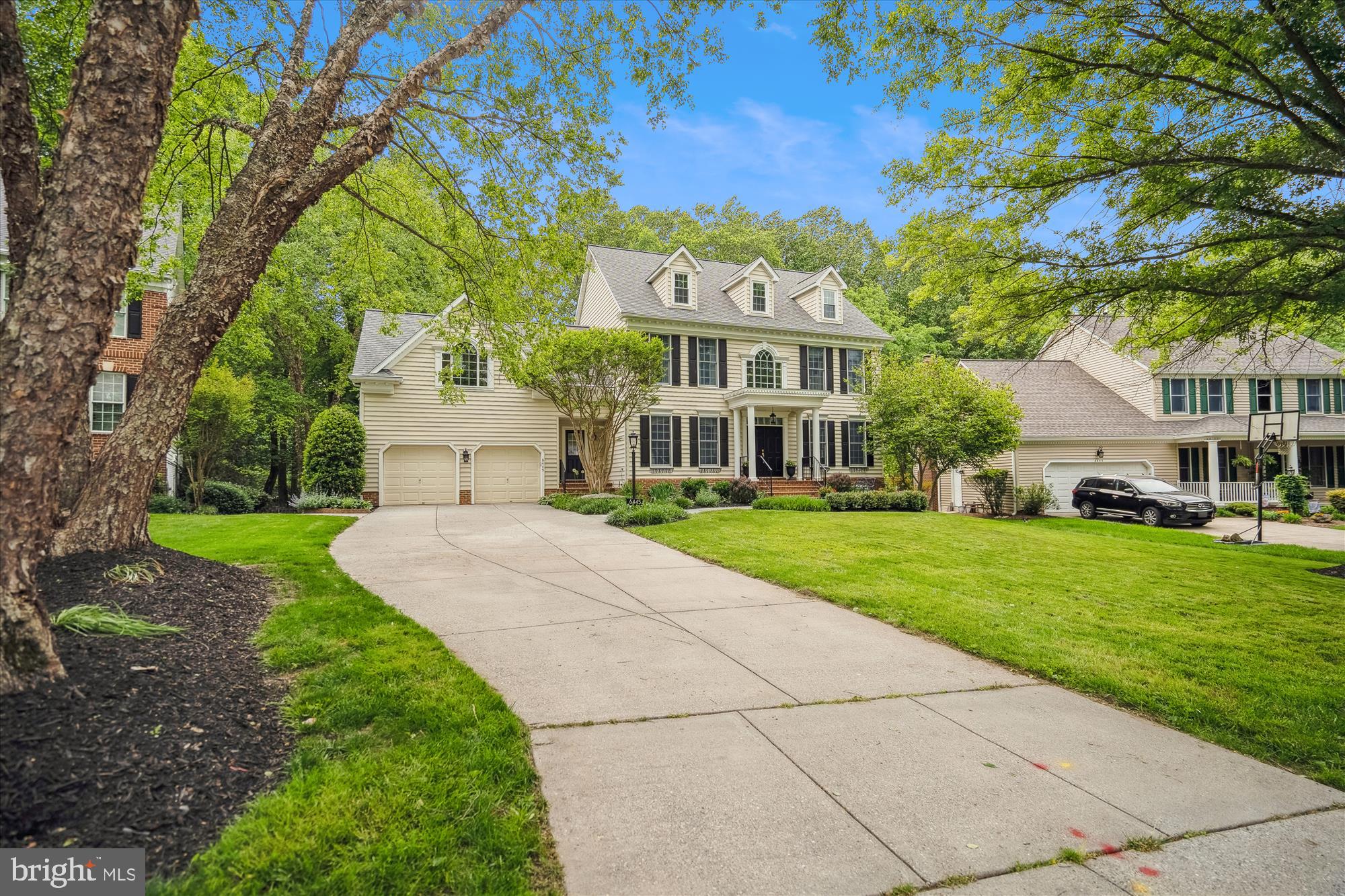 VILLAGE OF RIVER HILL - Residential