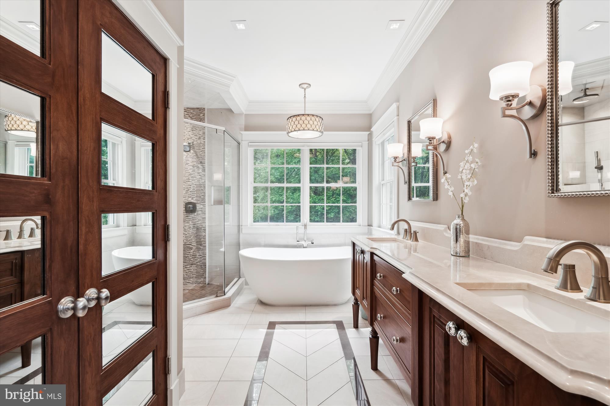 VILLAGE OF RIVER HILL - Residential