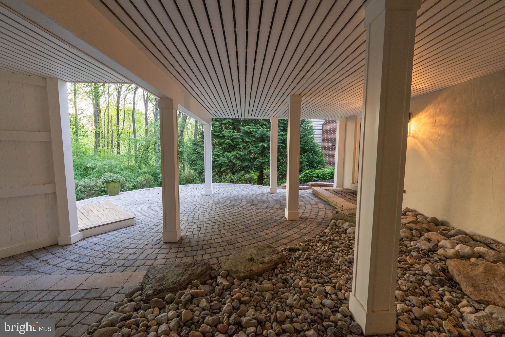 VILLAGE OF RIVER HILL - Residential