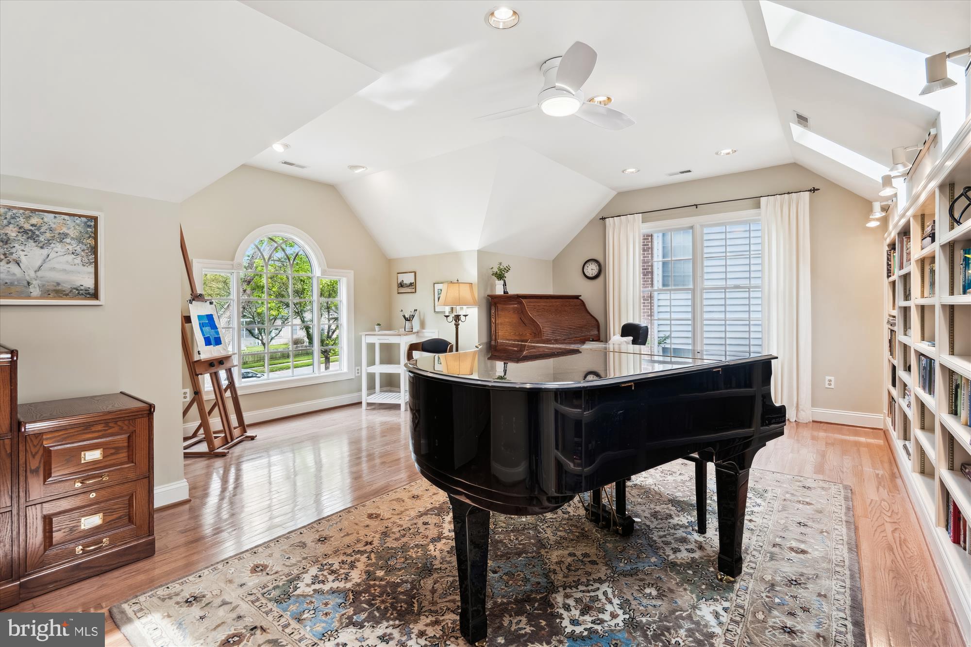 VILLAGE OF RIVER HILL - Residential