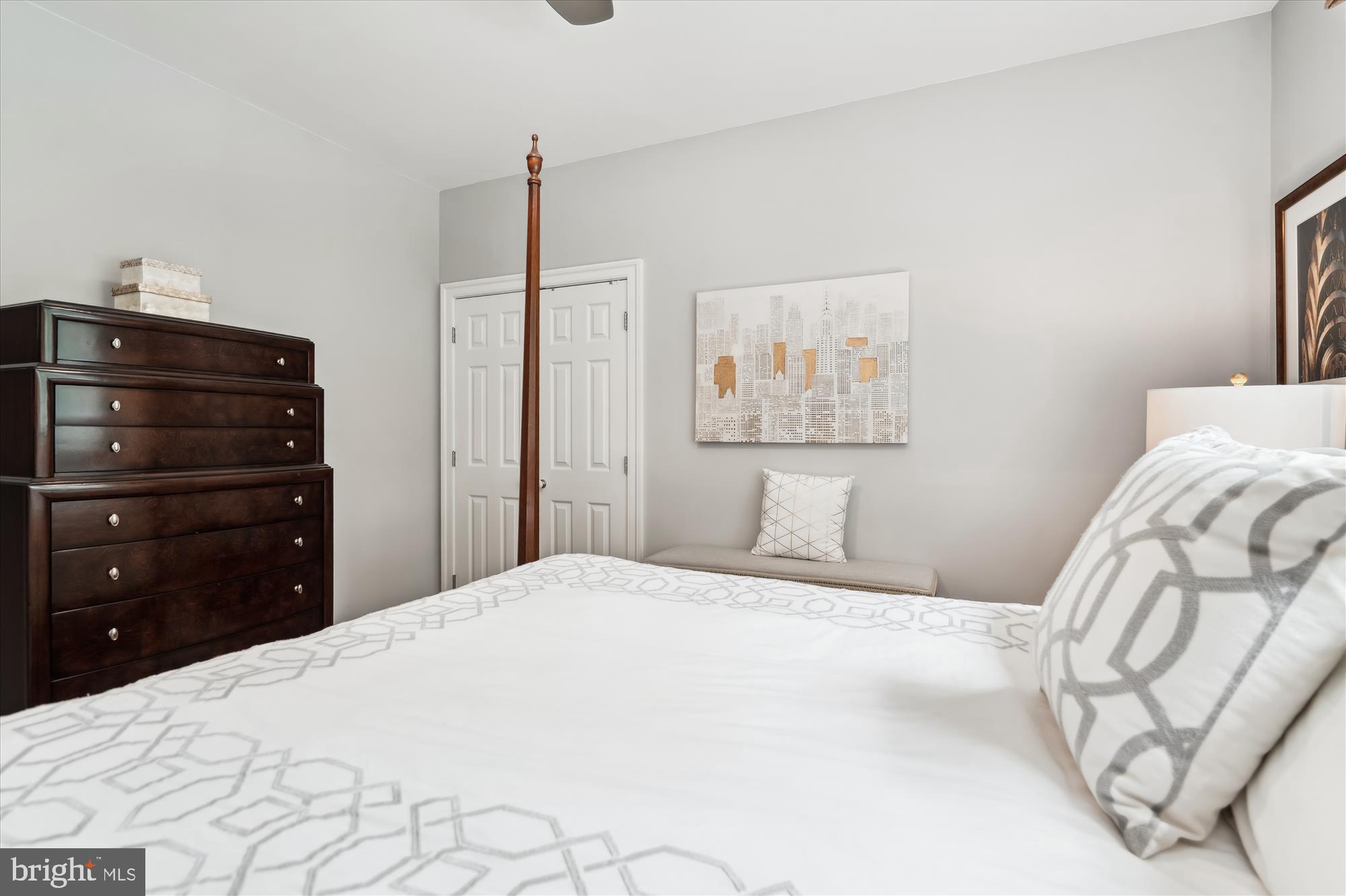 VILLAGE OF RIVER HILL - Residential