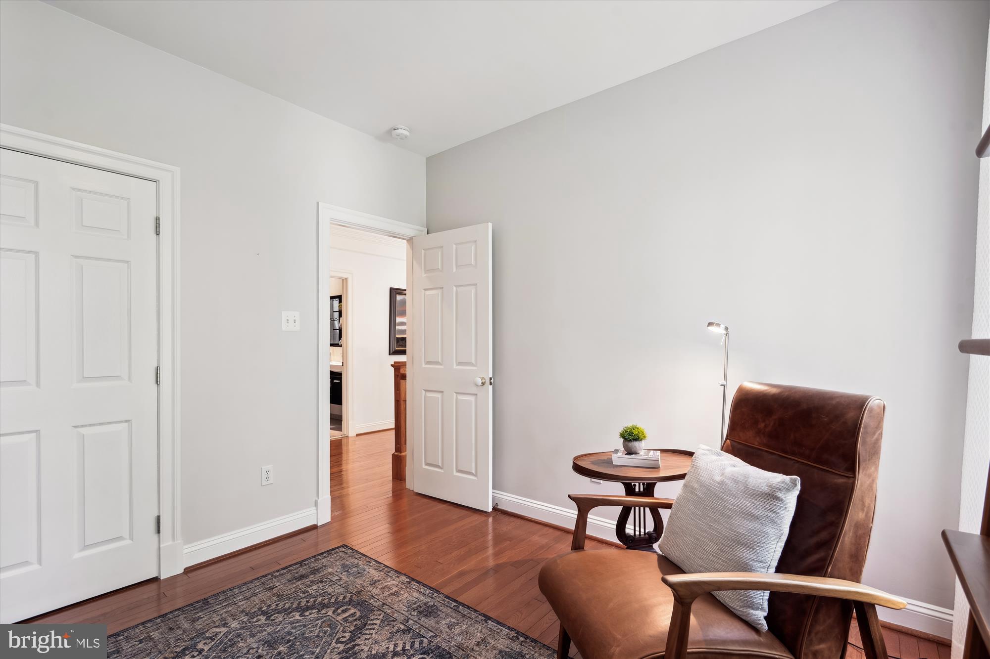 VILLAGE OF RIVER HILL - Residential