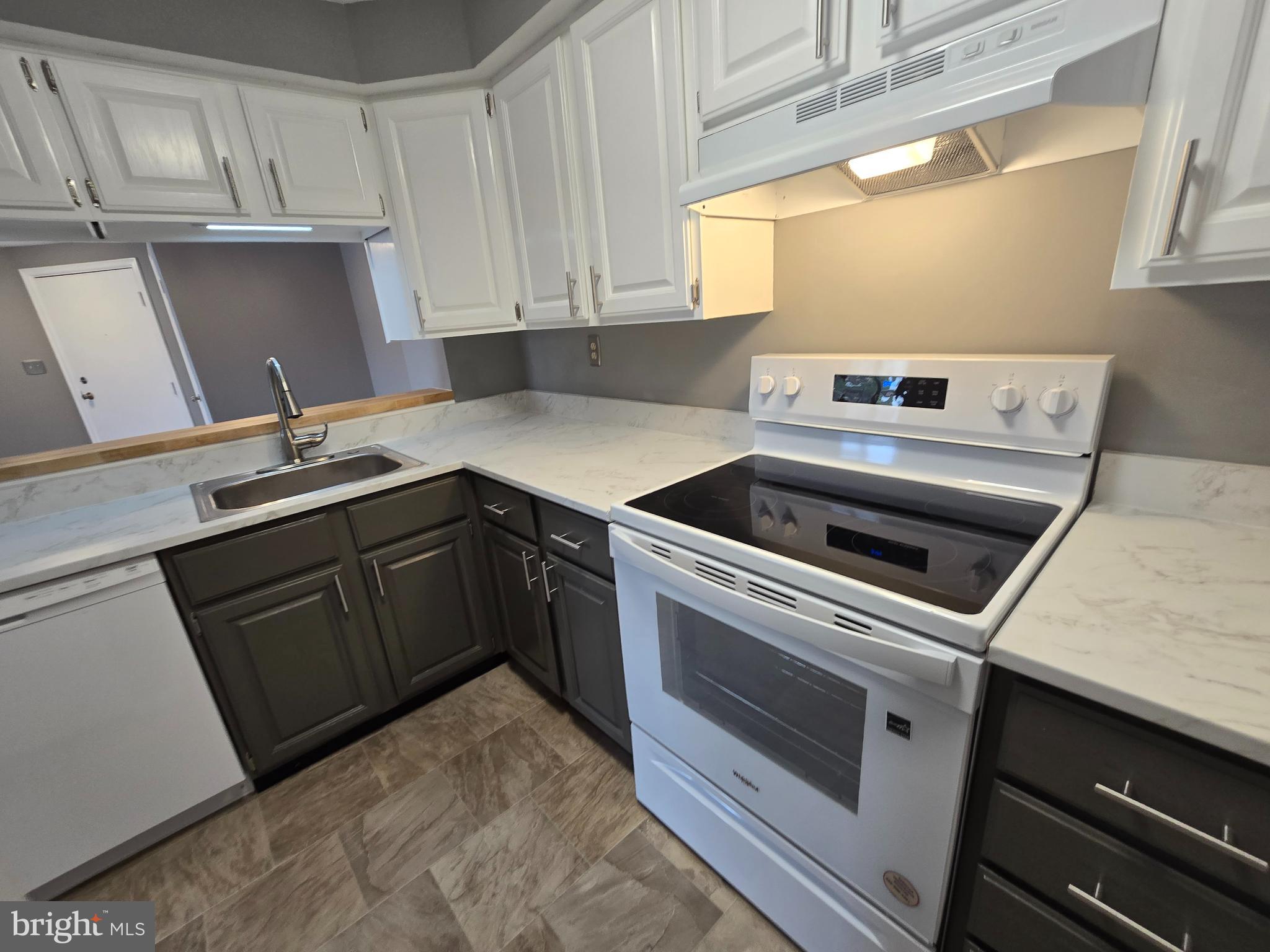 FREDERICKTOWNE VILLAGE - Residential