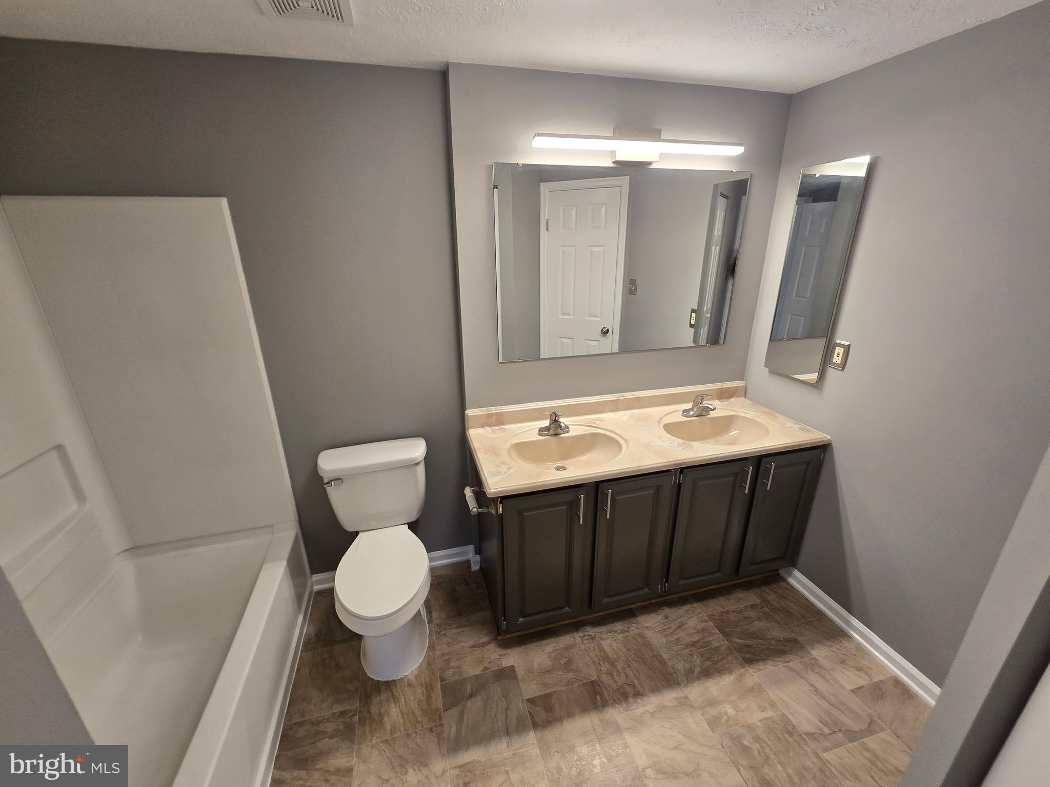 FREDERICKTOWNE VILLAGE - Residential