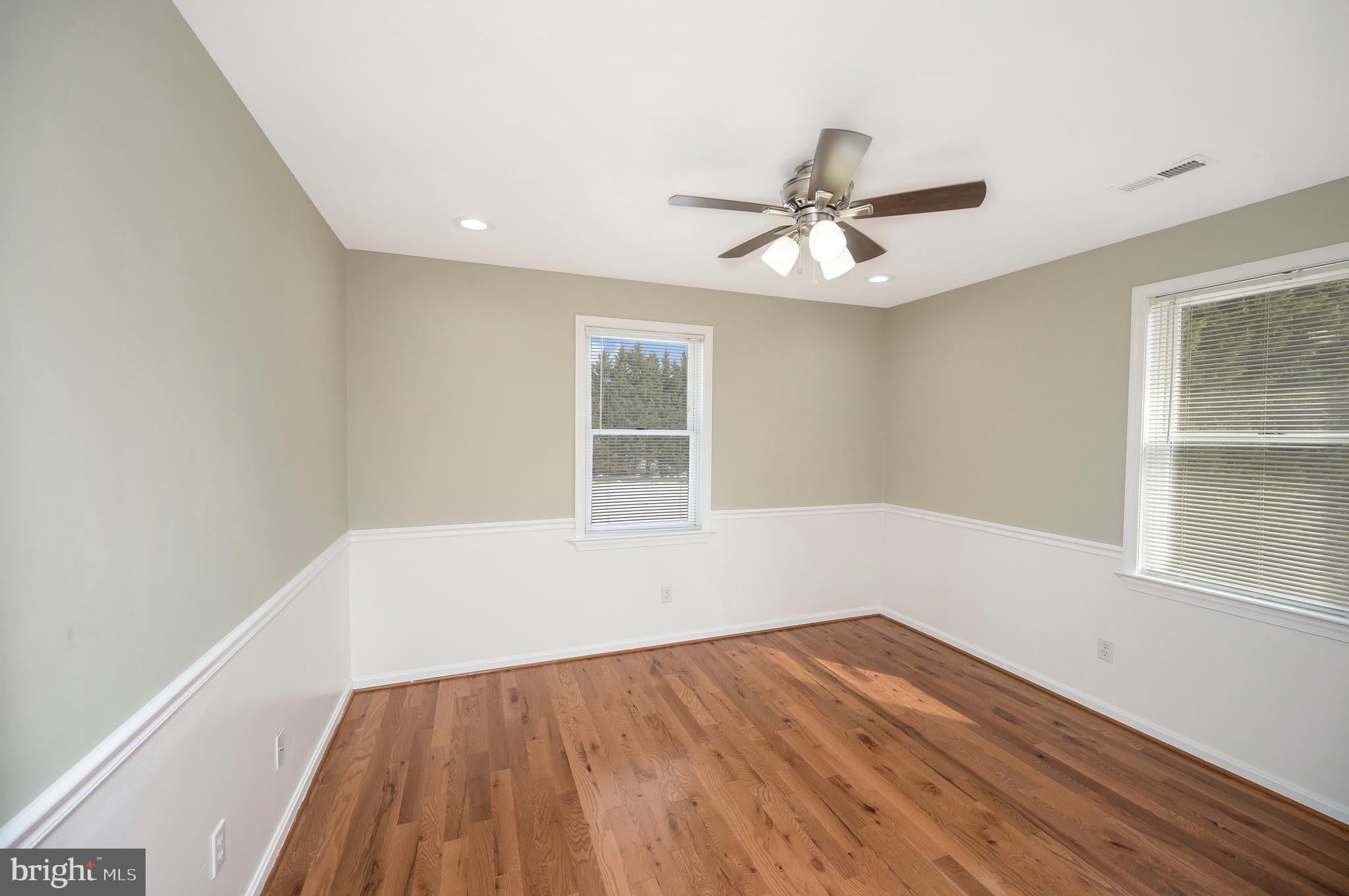 MOSBY WOODS - Residential