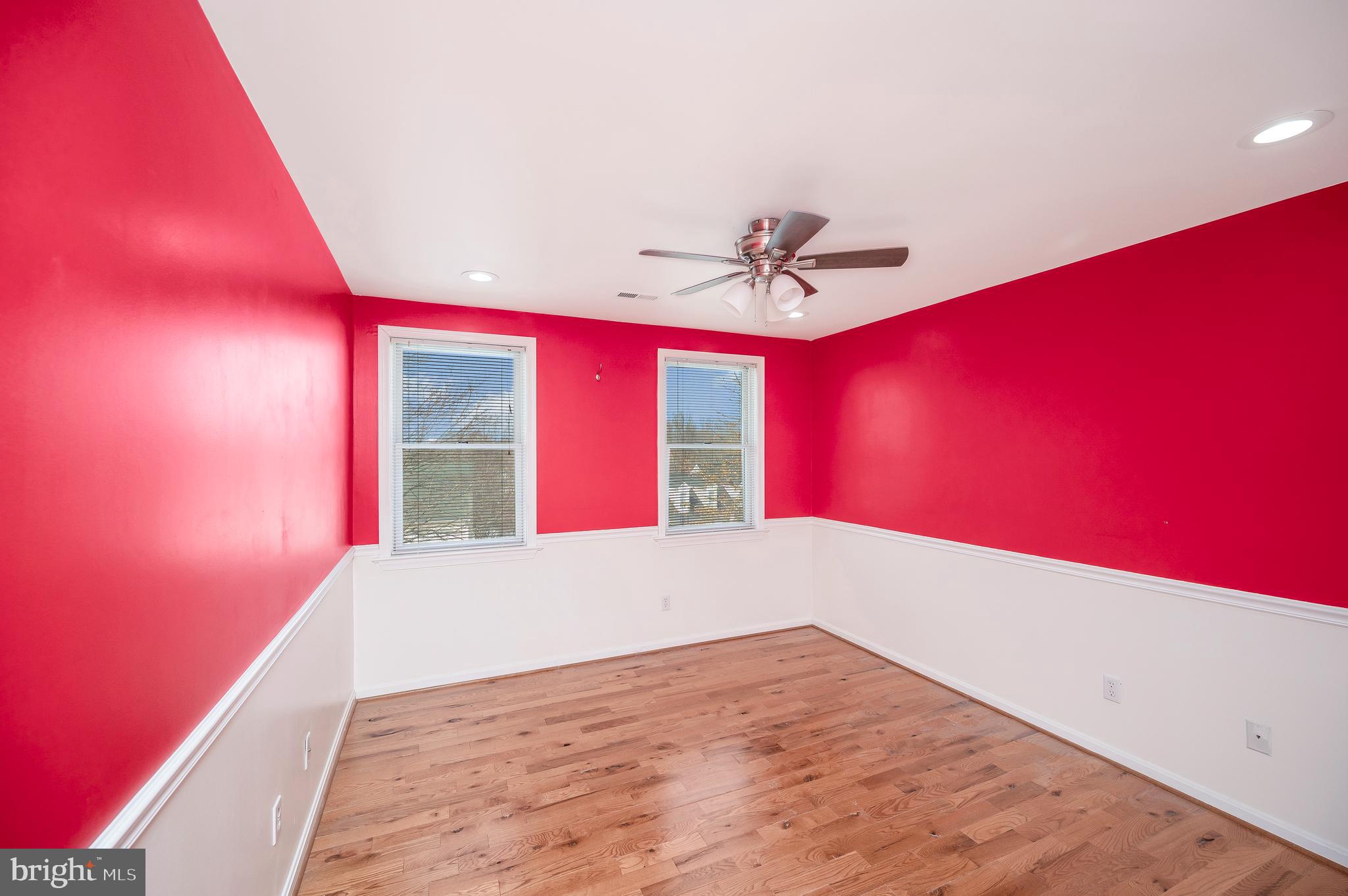 MOSBY WOODS - Residential