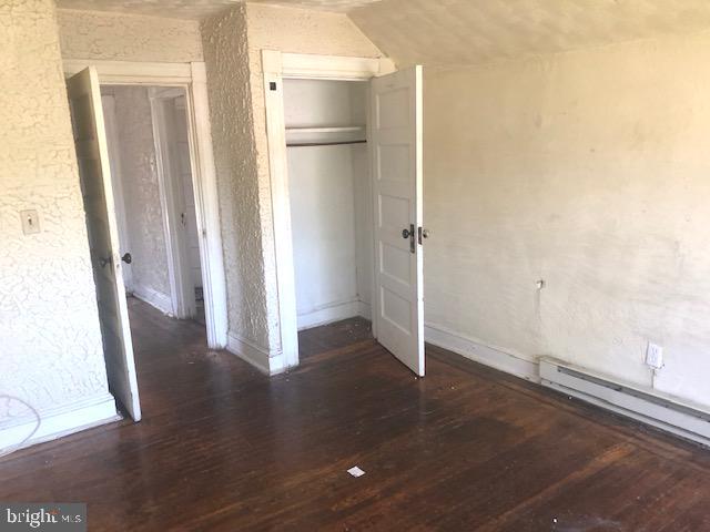 WINDSOR HILLS - Residential