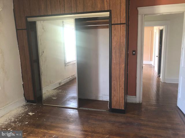 WINDSOR HILLS - Residential