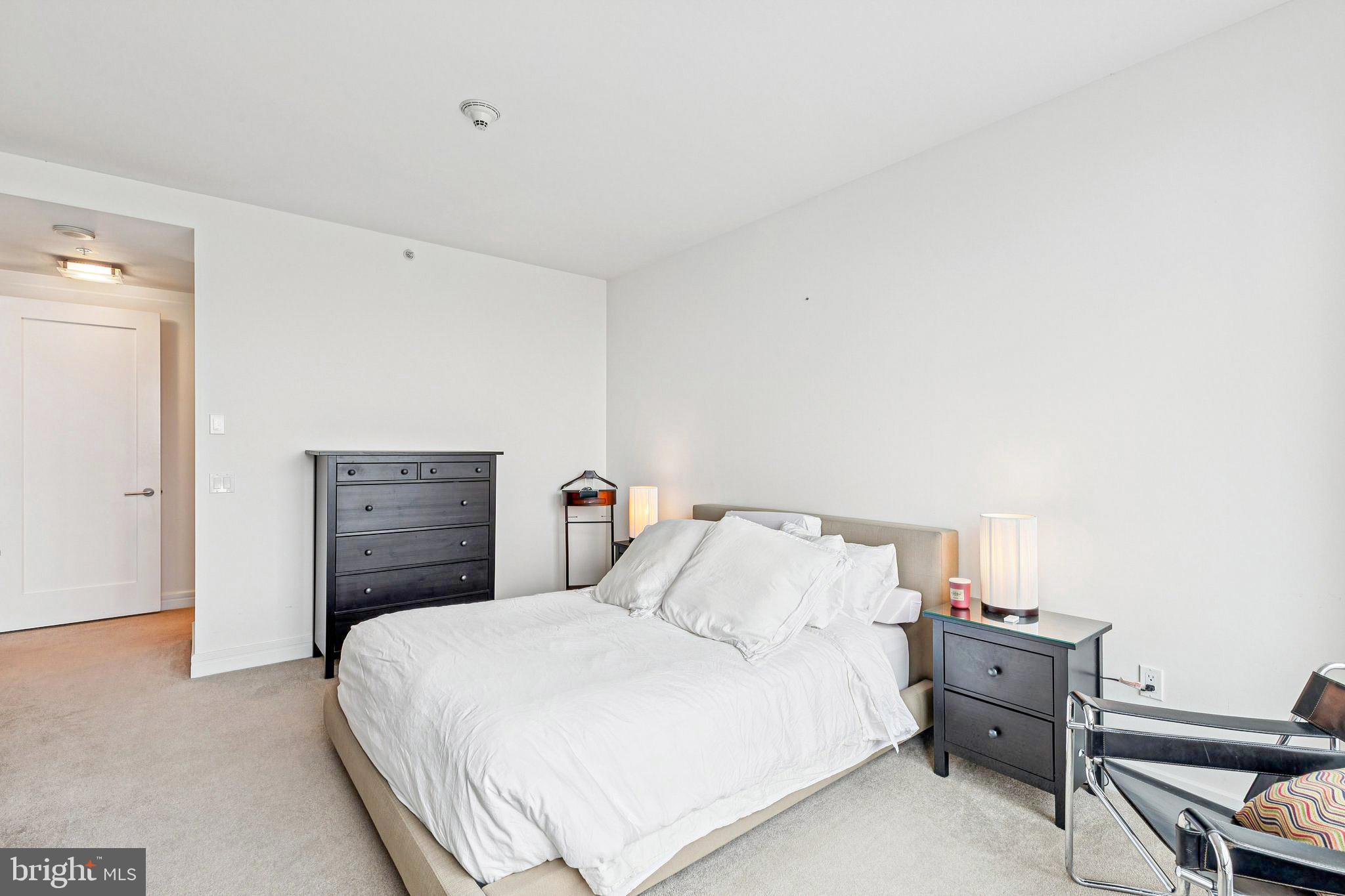 AVENUE OF THE ARTS - Residential