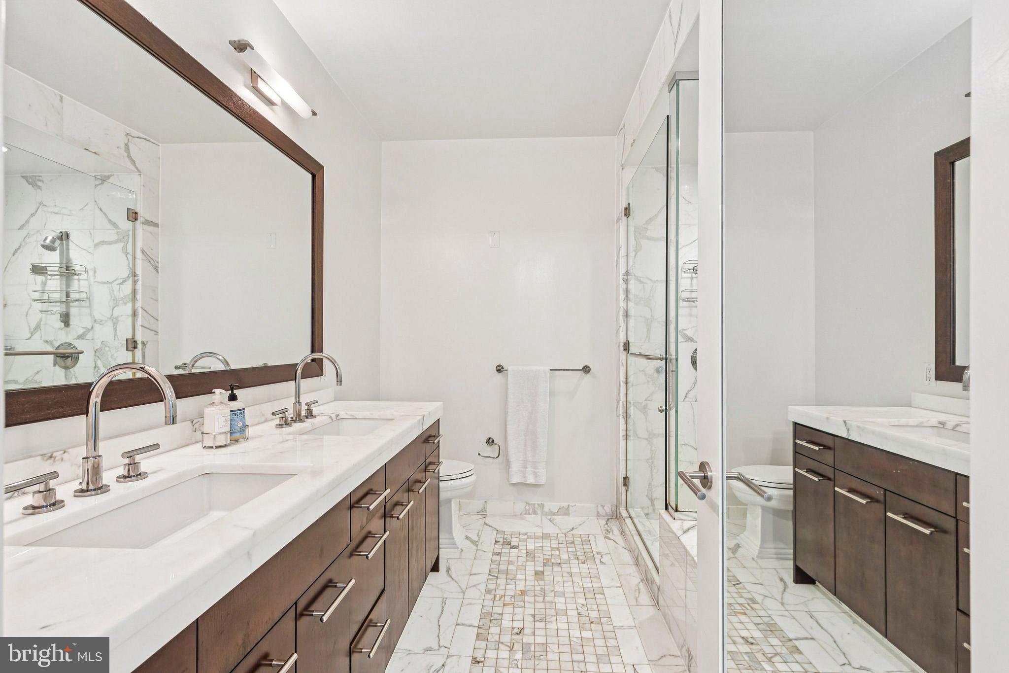 AVENUE OF THE ARTS - Residential