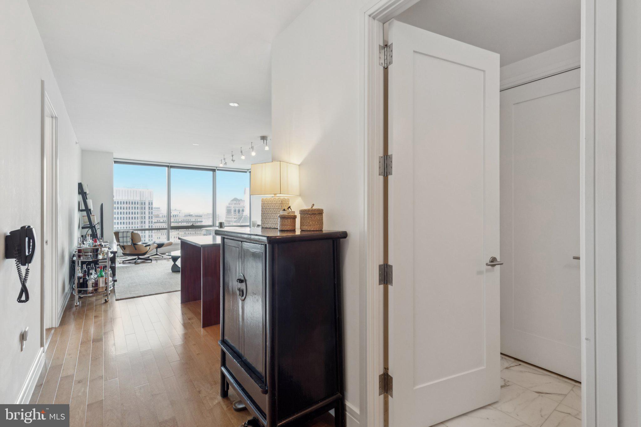 AVENUE OF THE ARTS - Residential