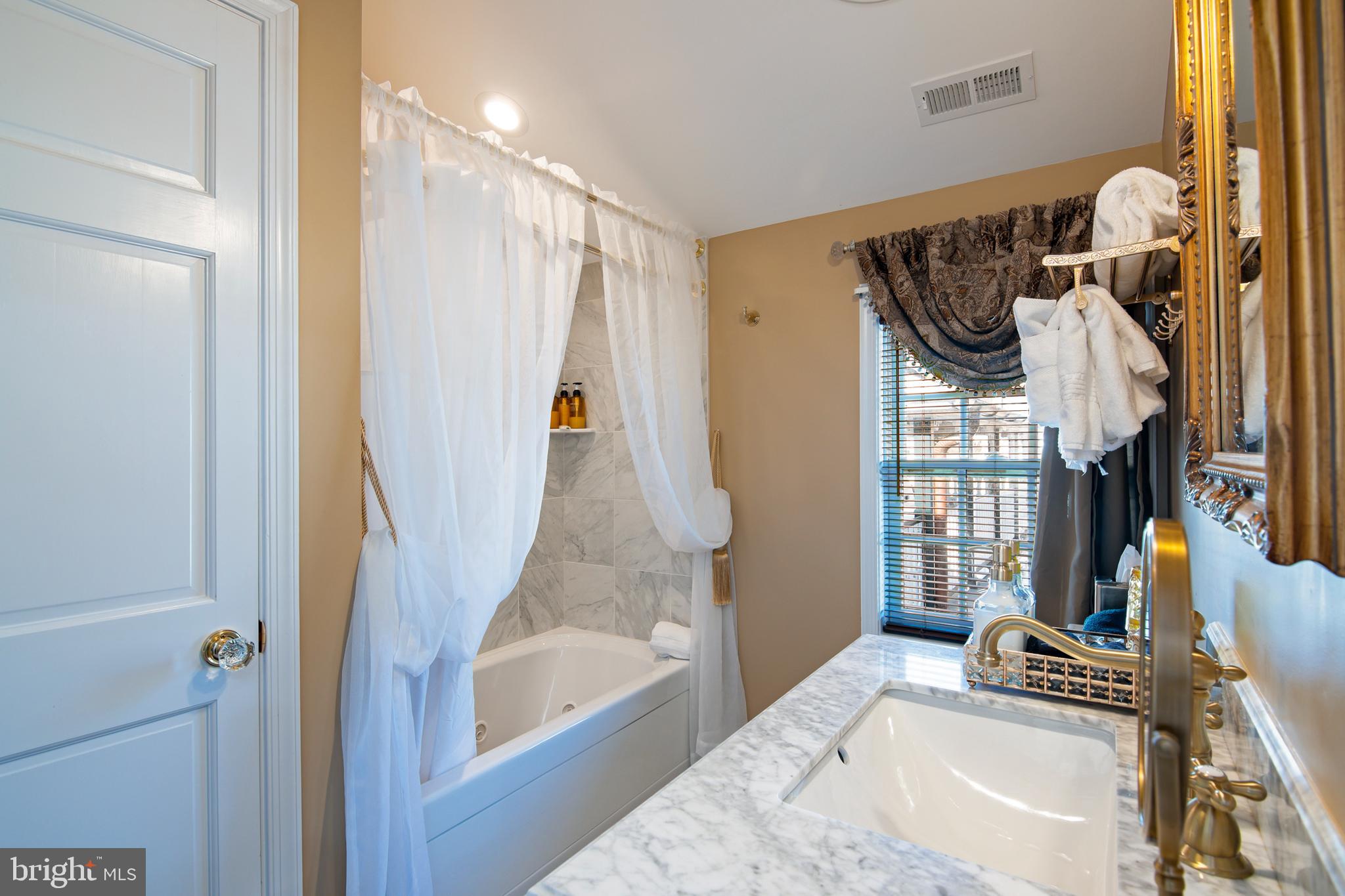 SAINT MICHAELS - Residential