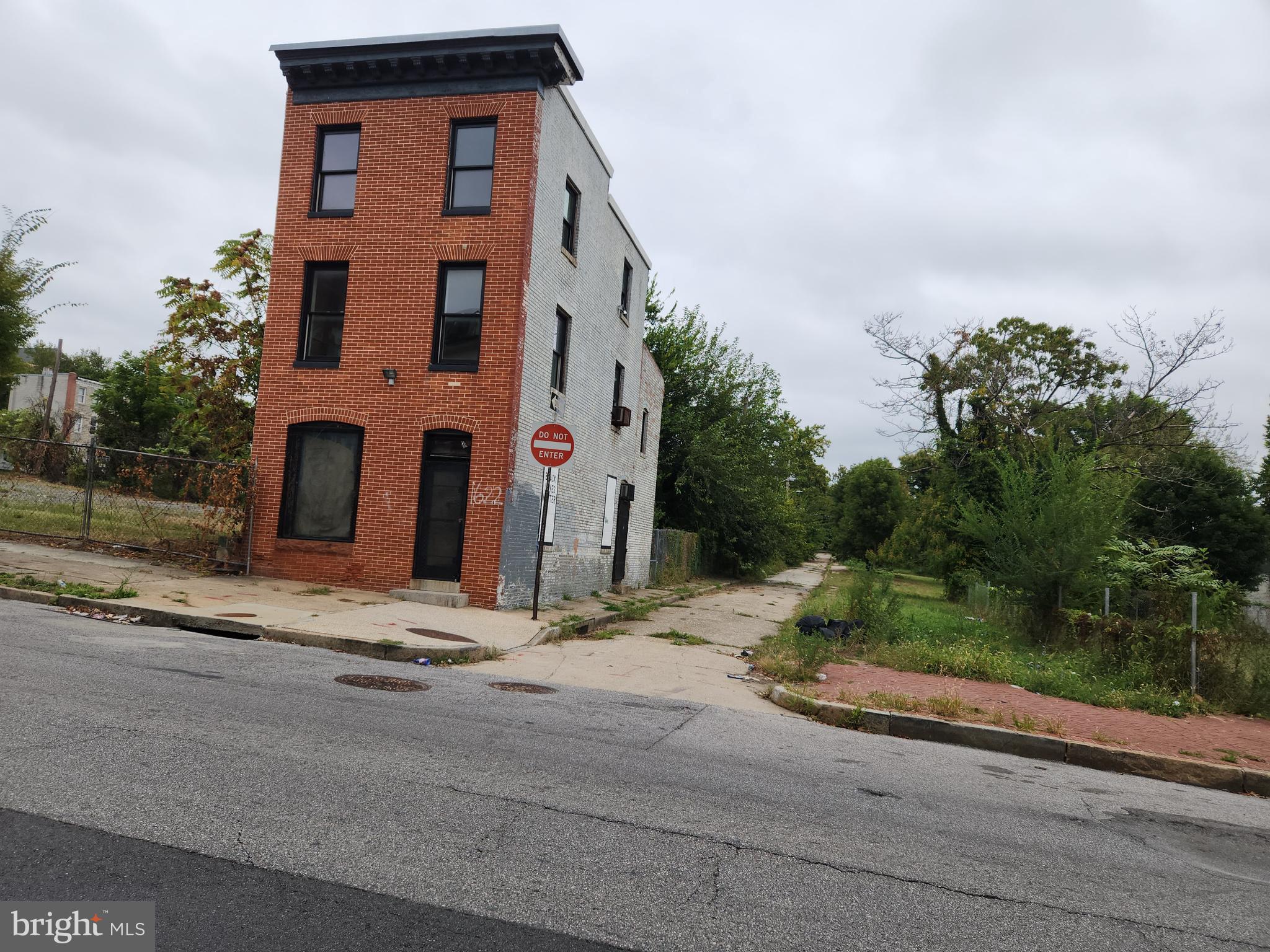 FRANKLIN SQUARE HISTORIC DISTRICT - Residential
