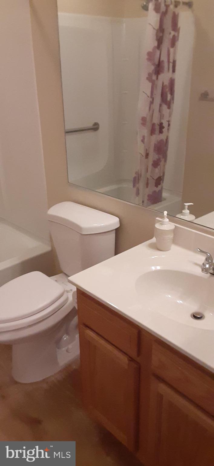 PERRY HALL - Residential