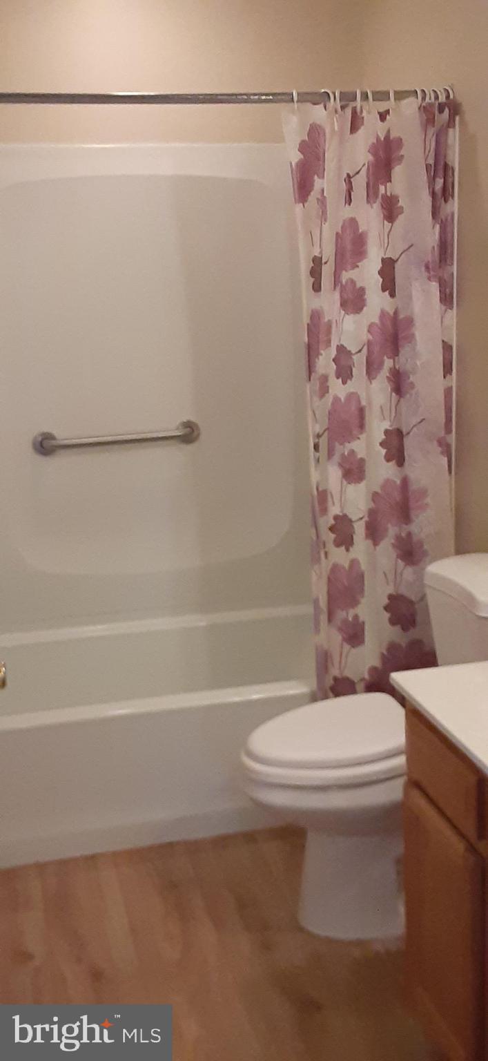 PERRY HALL - Residential