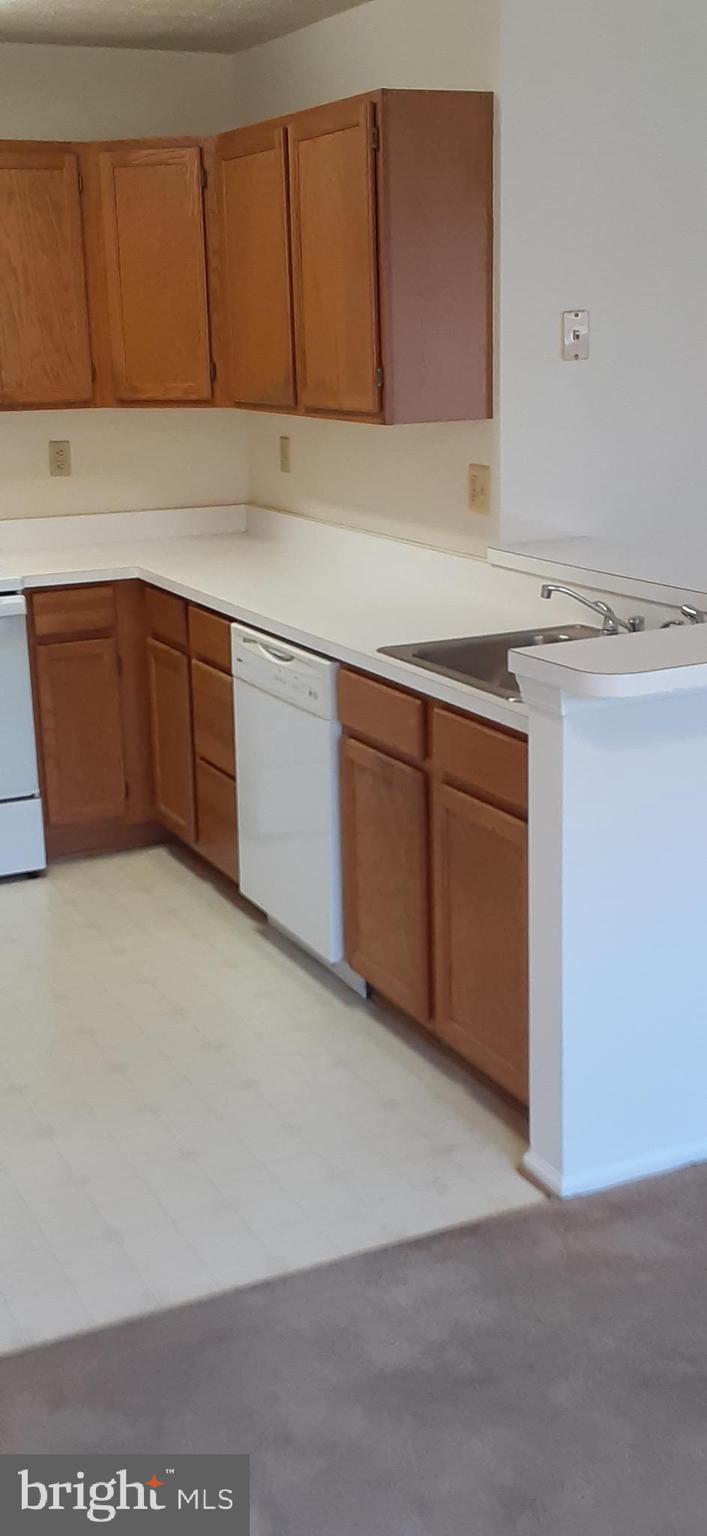 PERRY HALL - Residential