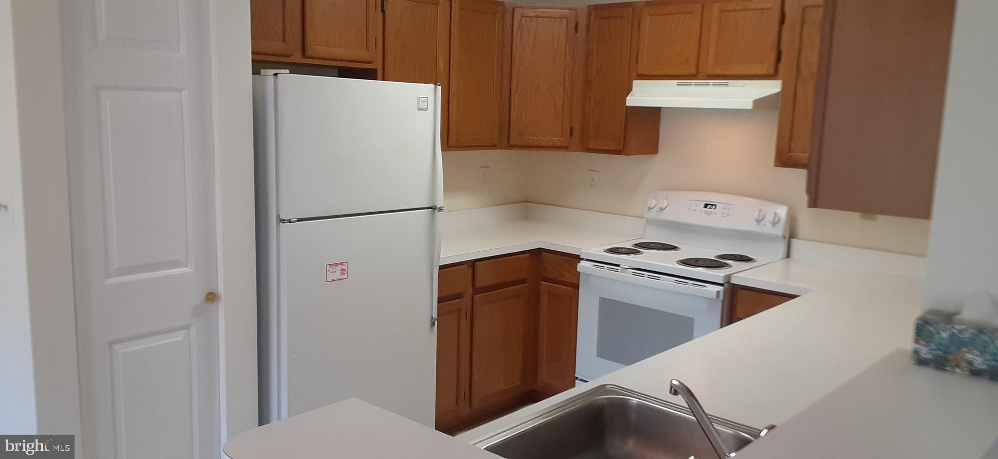 PERRY HALL - Residential