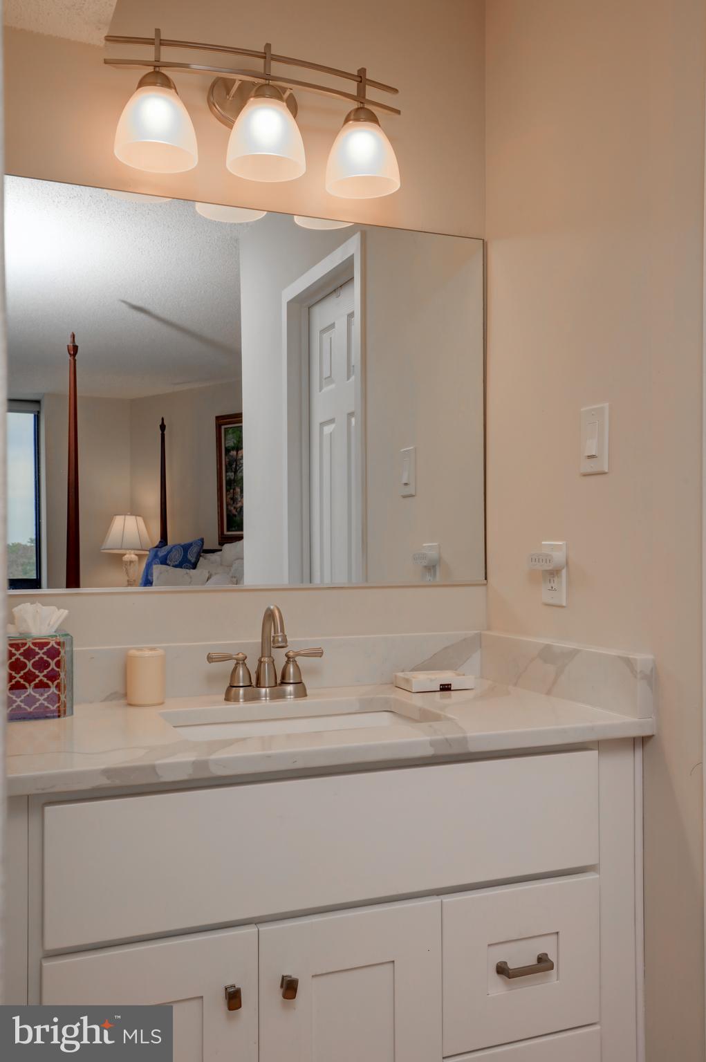 MCLEAN HOUSE - Residential