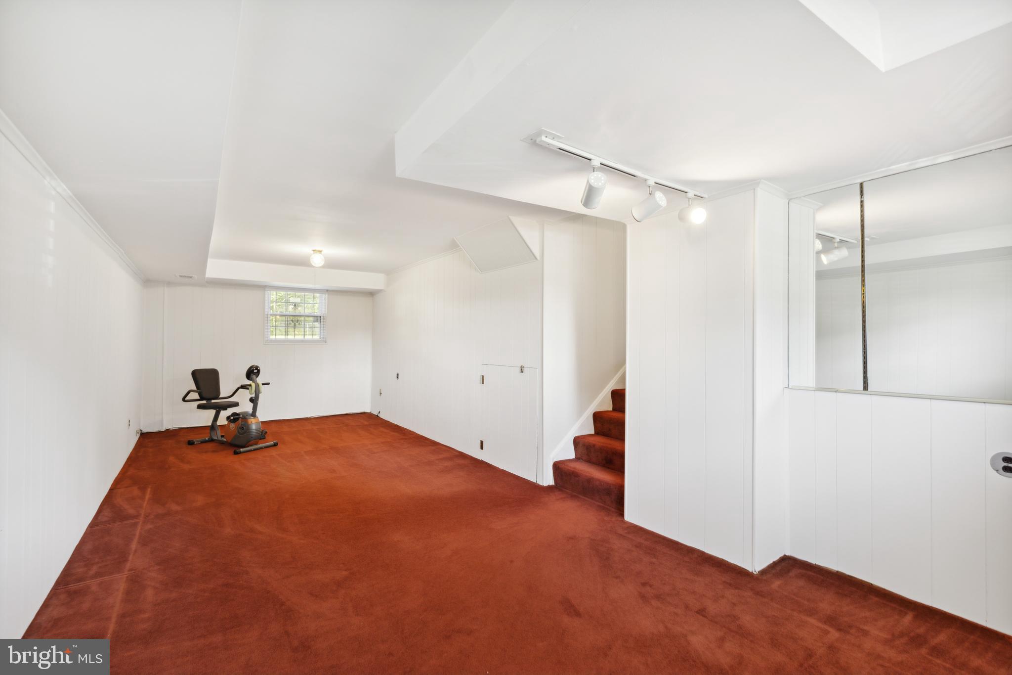 ROSECROFT PARK - Residential